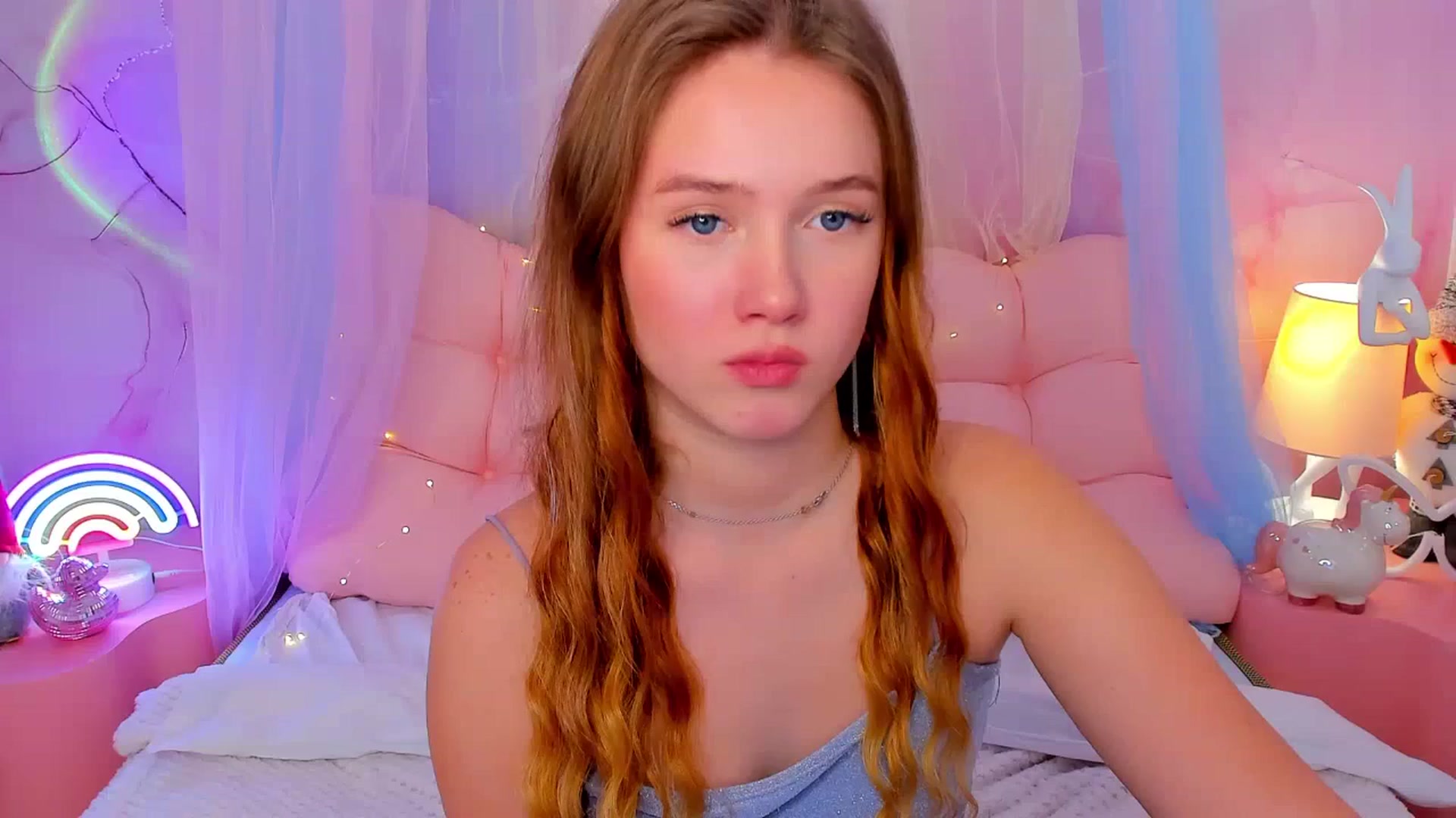 Gallery image thumbnail from Beatrizz's myfreecams stream on, 12/24/2025, 10:13 image 14 of 20