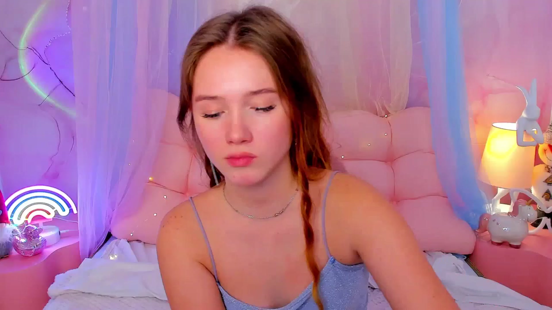 Gallery image thumbnail from Beatrizz's myfreecams stream on, 12/24/2025, 11:13 image 6 of 20