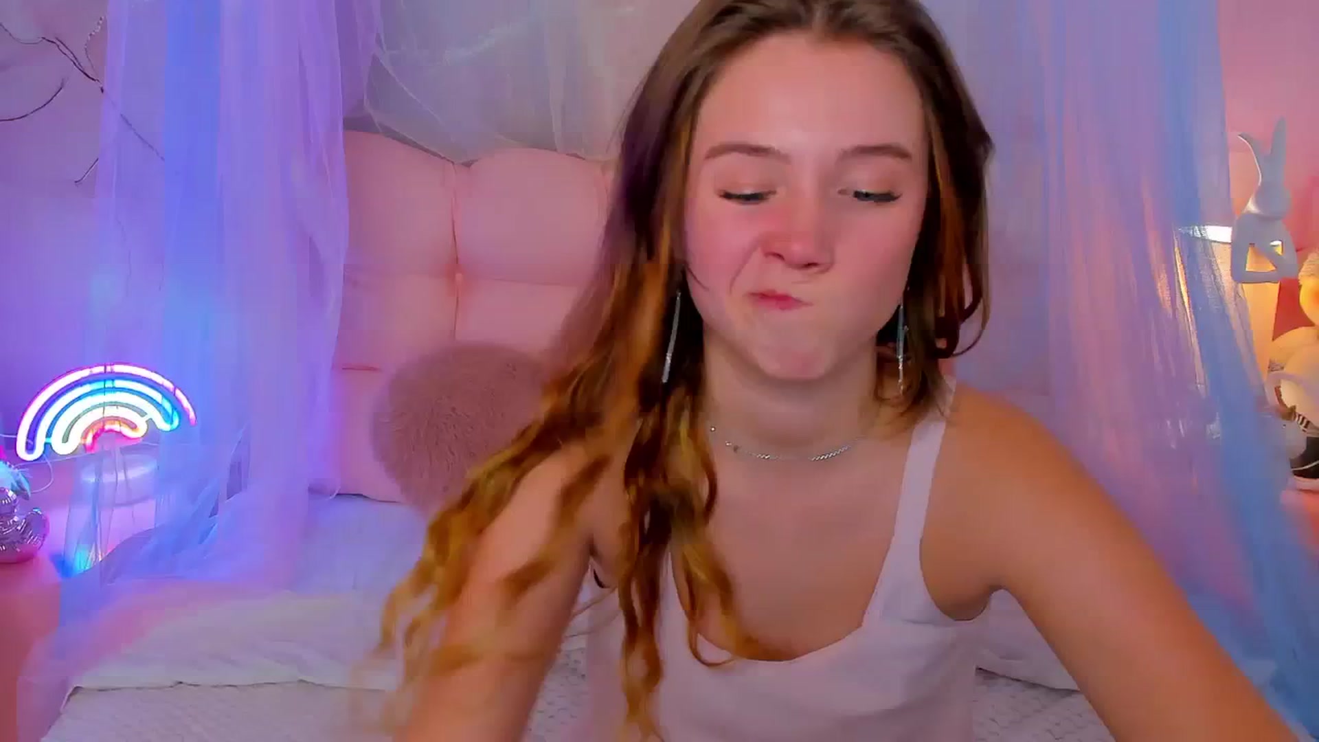Gallery image thumbnail from Beatrizz's myfreecams stream on, 12/25/2025, 18:57 image 9 of 20