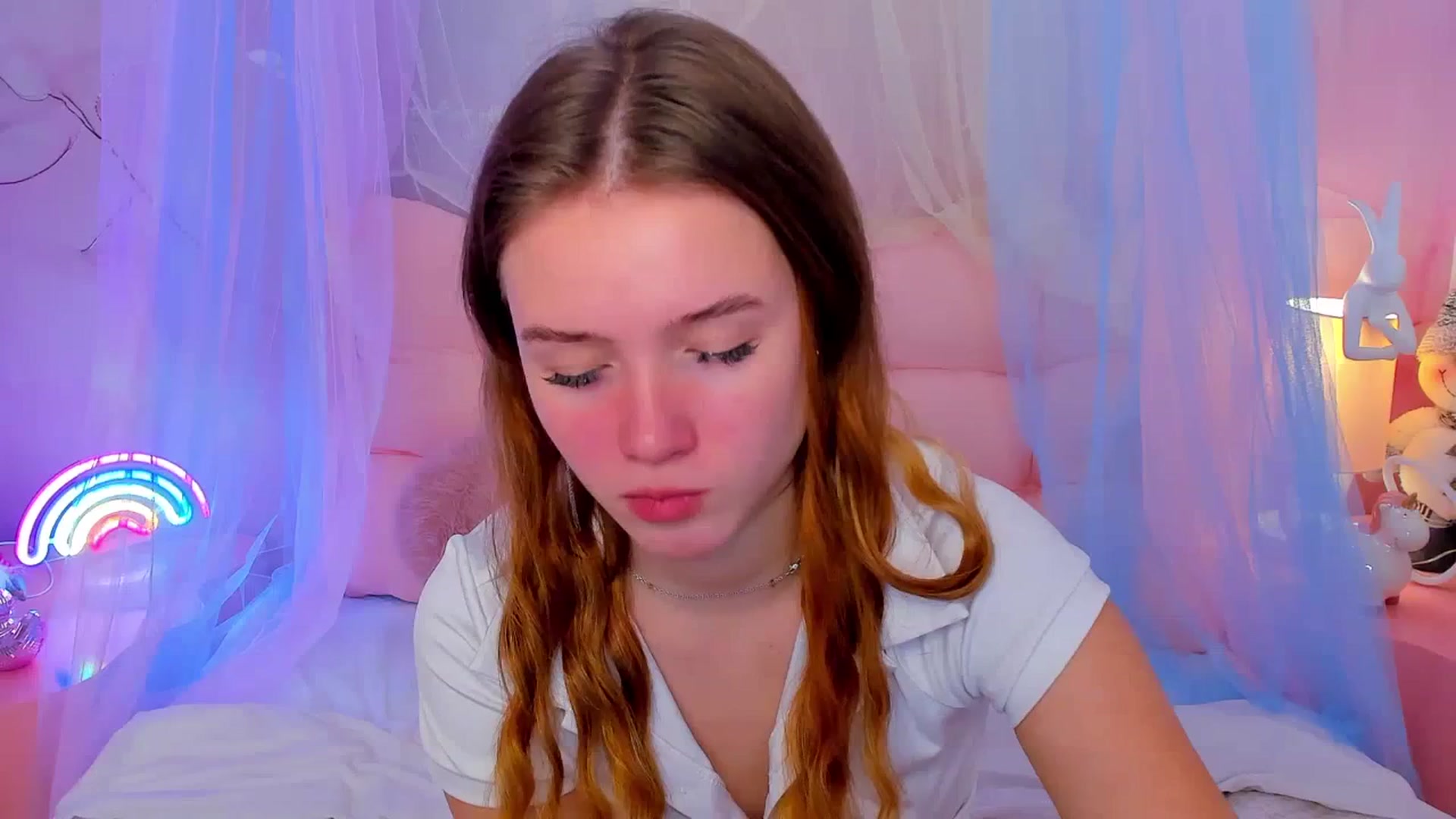 Gallery image thumbnail from Beatrizz's myfreecams stream on, 12/26/2025, 06:45 image 6 of 20