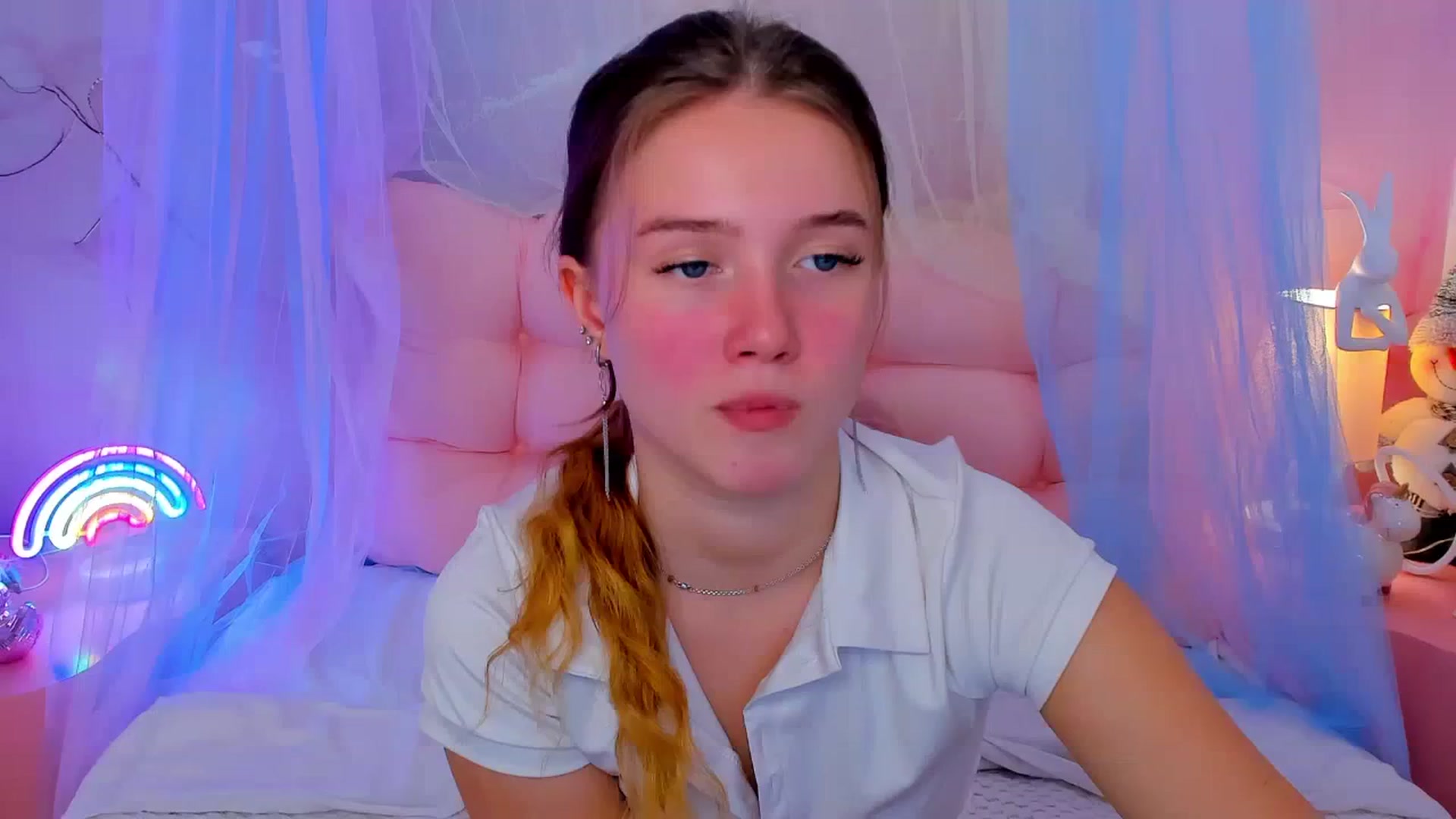 Gallery image thumbnail from Beatrizz's myfreecams stream on, 12/26/2025, 07:57 image 7 of 20