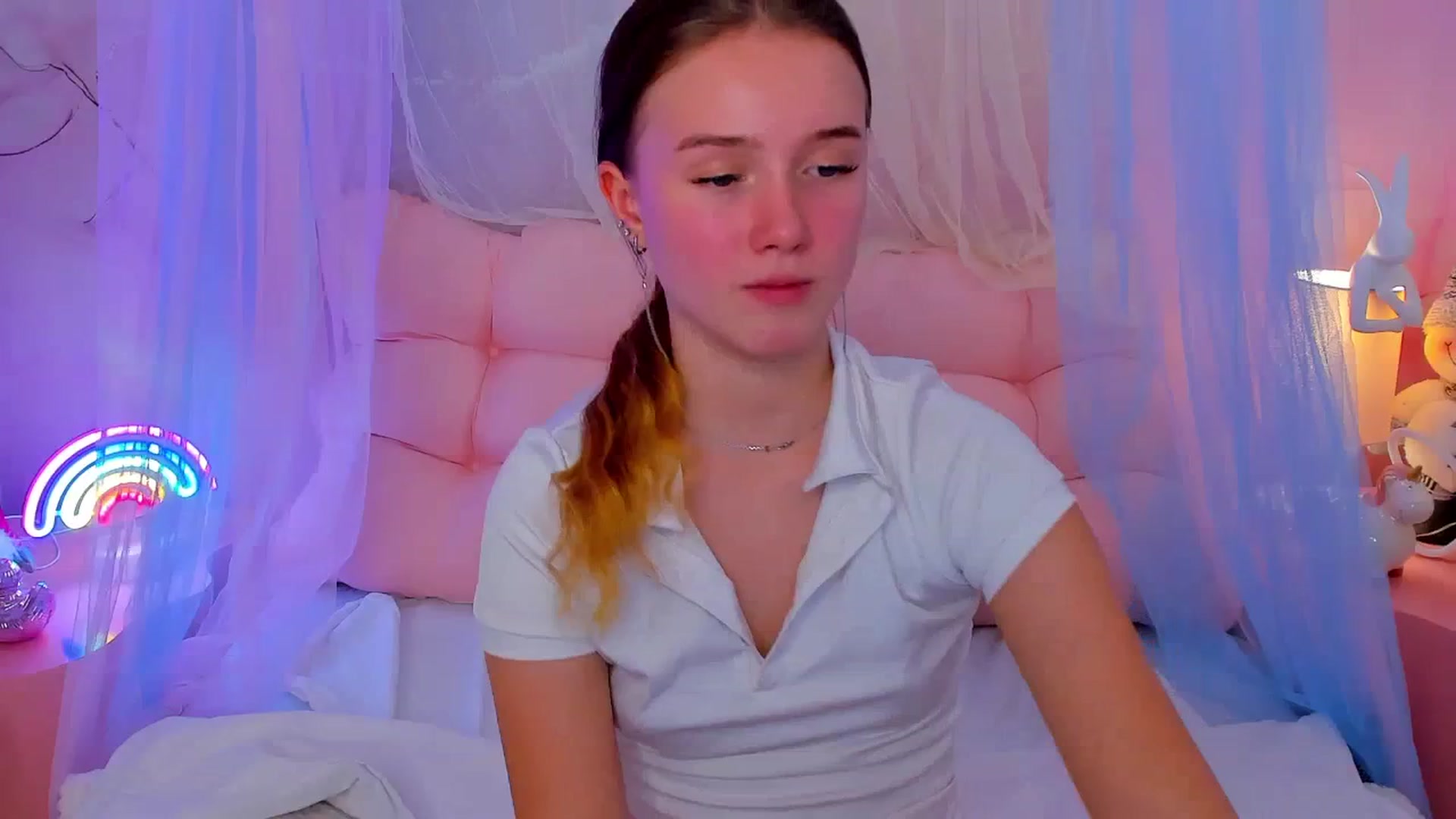Gallery image thumbnail from Beatrizz's myfreecams stream on, 12/26/2025, 13:01 image 8 of 20