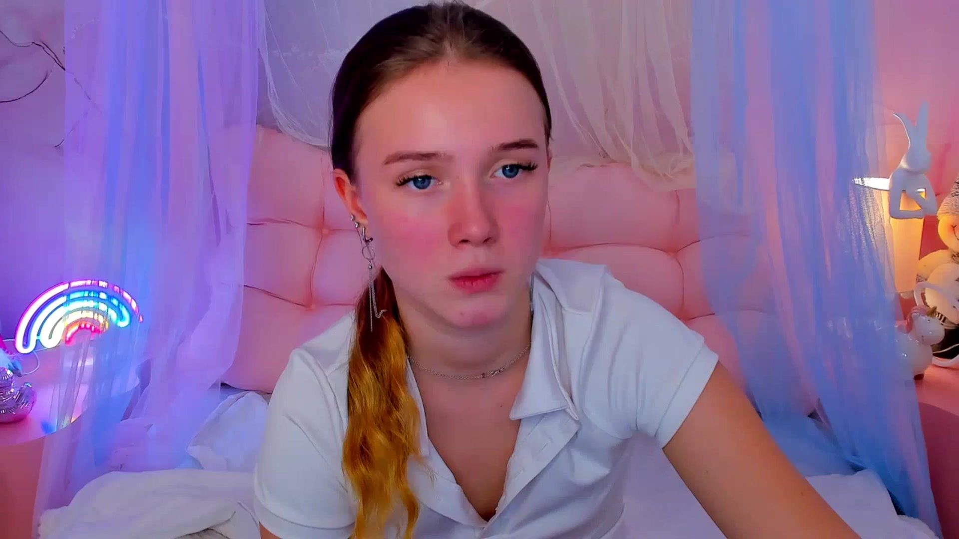 Gallery image thumbnail from Beatrizz's myfreecams stream on, 12/26/2025, 13:01 image 11 of 20
