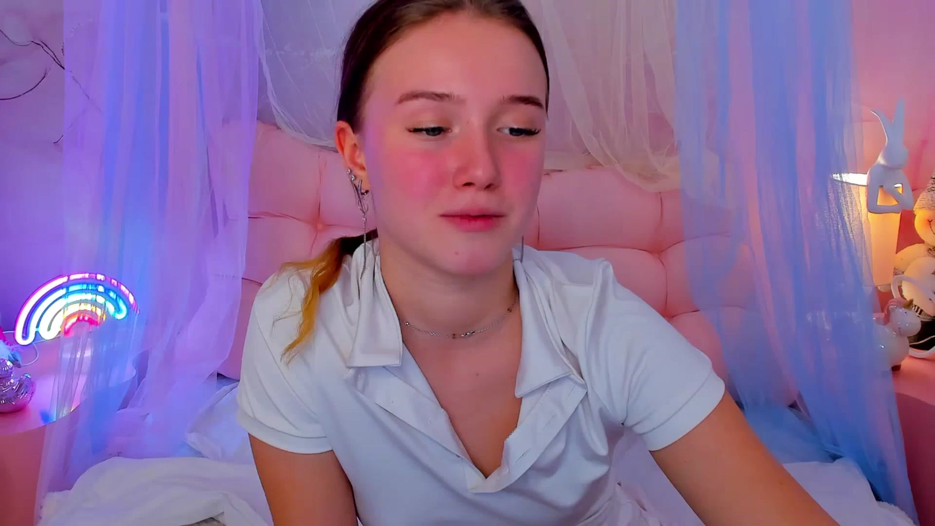Gallery image thumbnail from Beatrizz's myfreecams stream on, 12/26/2025, 13:01 image 16 of 20