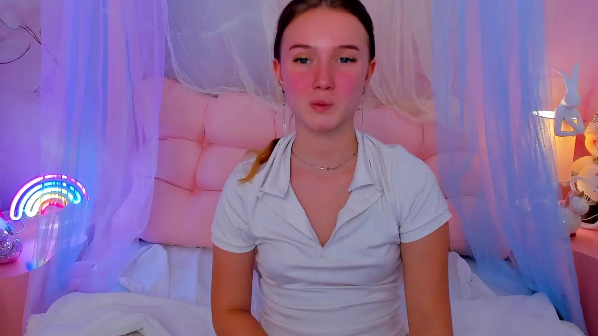 Gallery image thumbnail from Beatrizz's myfreecams stream on, 12/26/2025, 13:01 image 17 of 20