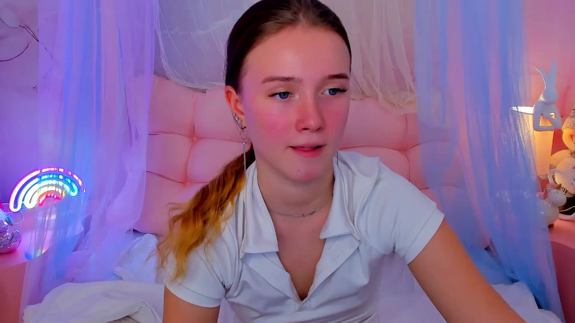 Gallery image thumbnail from Beatrizz's myfreecams stream on, 12/26/2025, 13:01 image 1 of 20