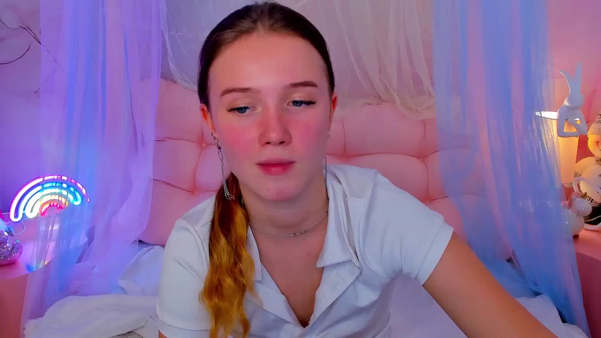 Gallery image thumbnail from Beatrizz's myfreecams stream on, 12/26/2025, 13:01 image 9 of 20