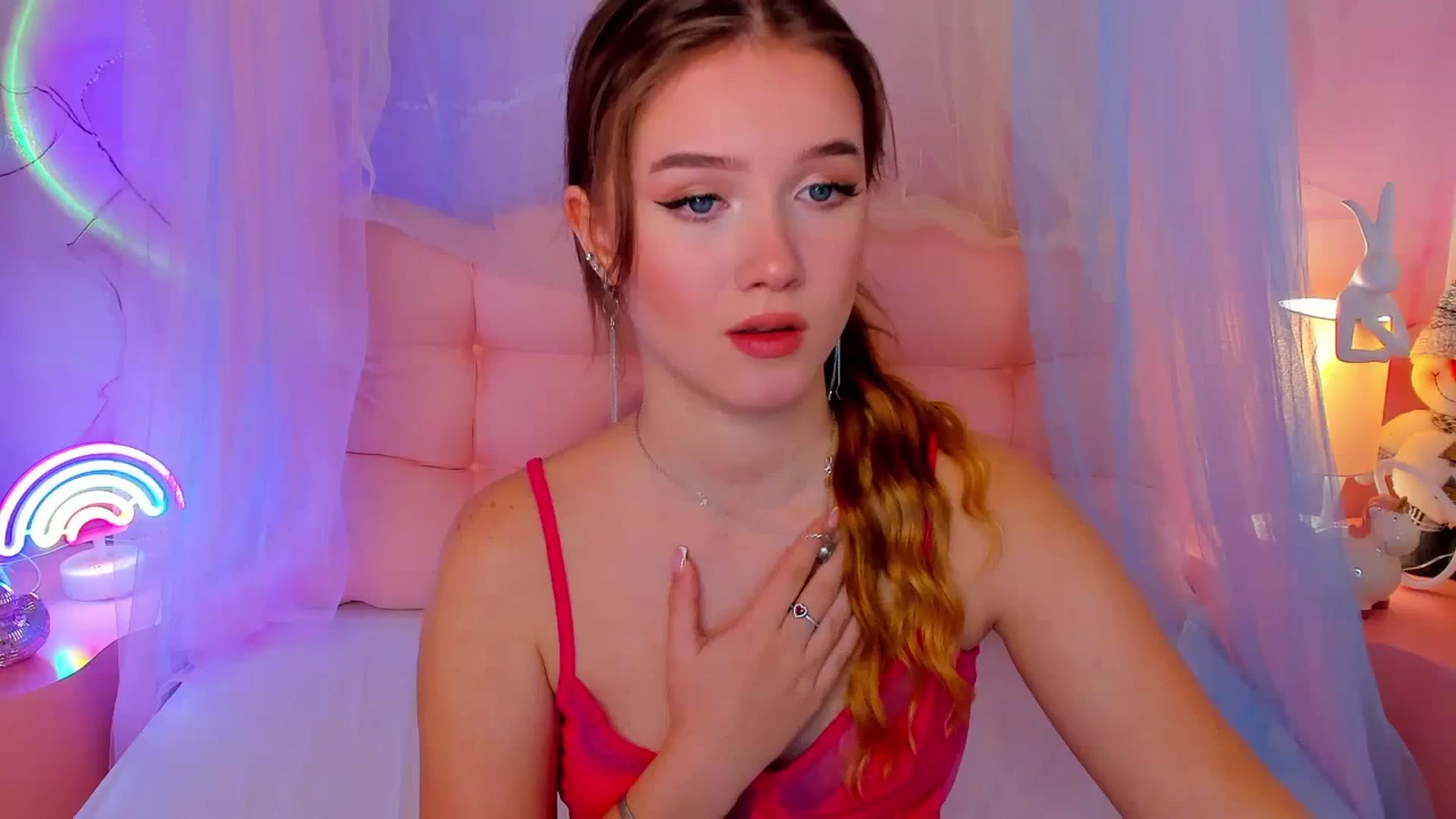 Gallery image thumbnail from Beatrizz's myfreecams stream on, 12/29/2025, 06:53 image 15 of 20