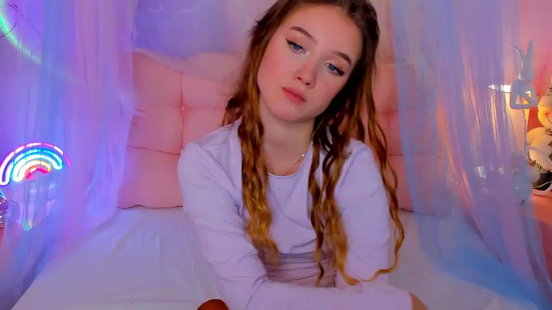 Gallery image thumbnail from Beatrizz's myfreecams stream on, 12/29/2025, 09:31 image 16 of 20
