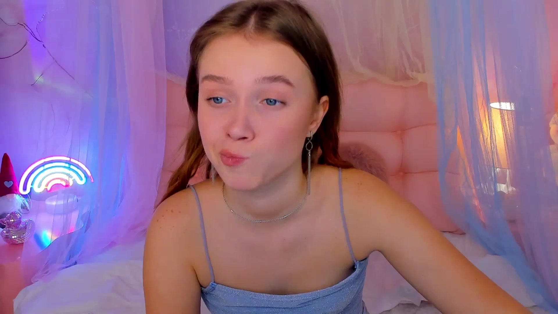 Gallery image thumbnail from Beatrizz's myfreecams stream on, 12/30/2025, 07:12 image 4 of 20