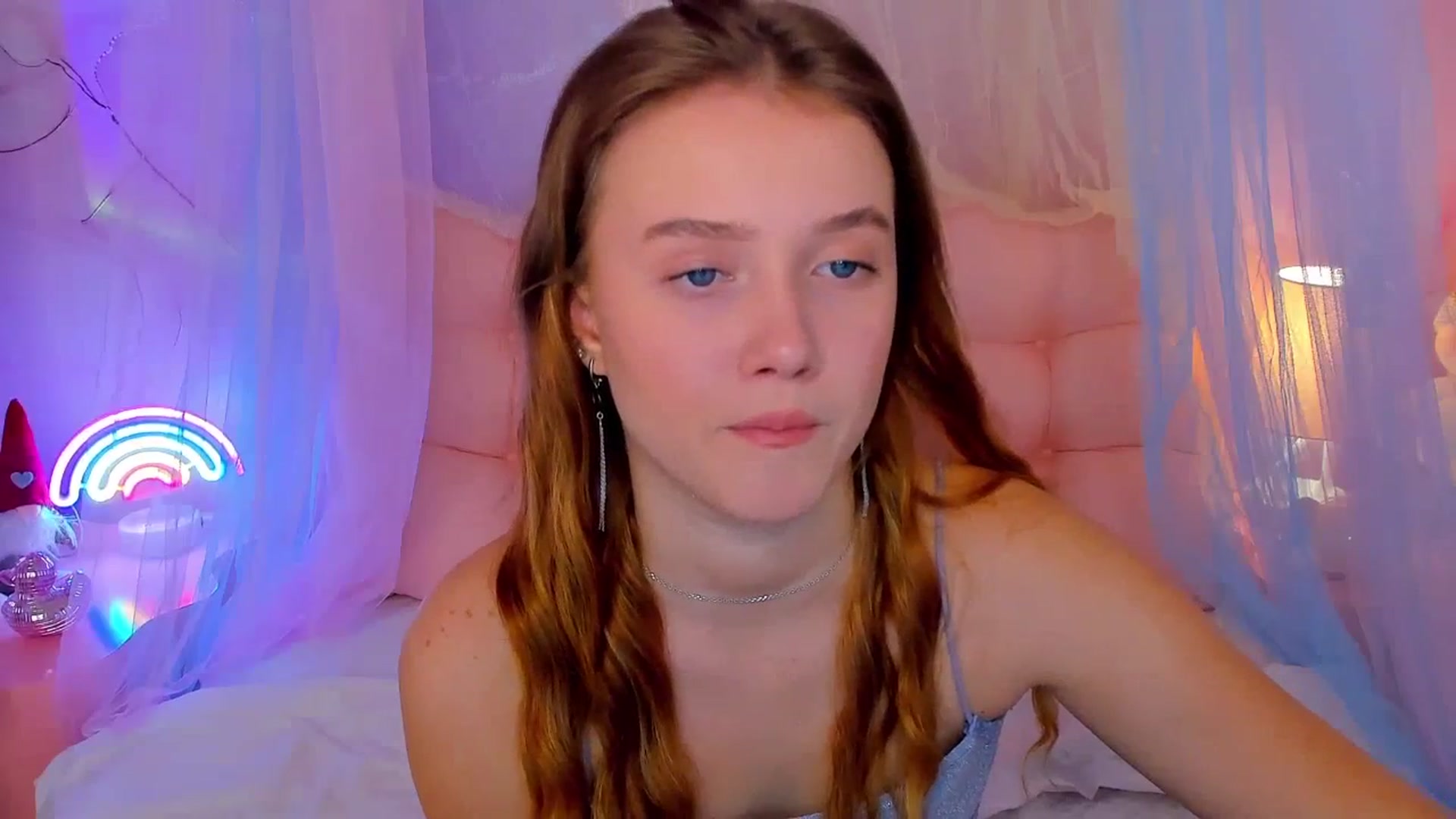 Gallery image thumbnail from Beatrizz's myfreecams stream on, 12/30/2025, 07:12 image 16 of 20