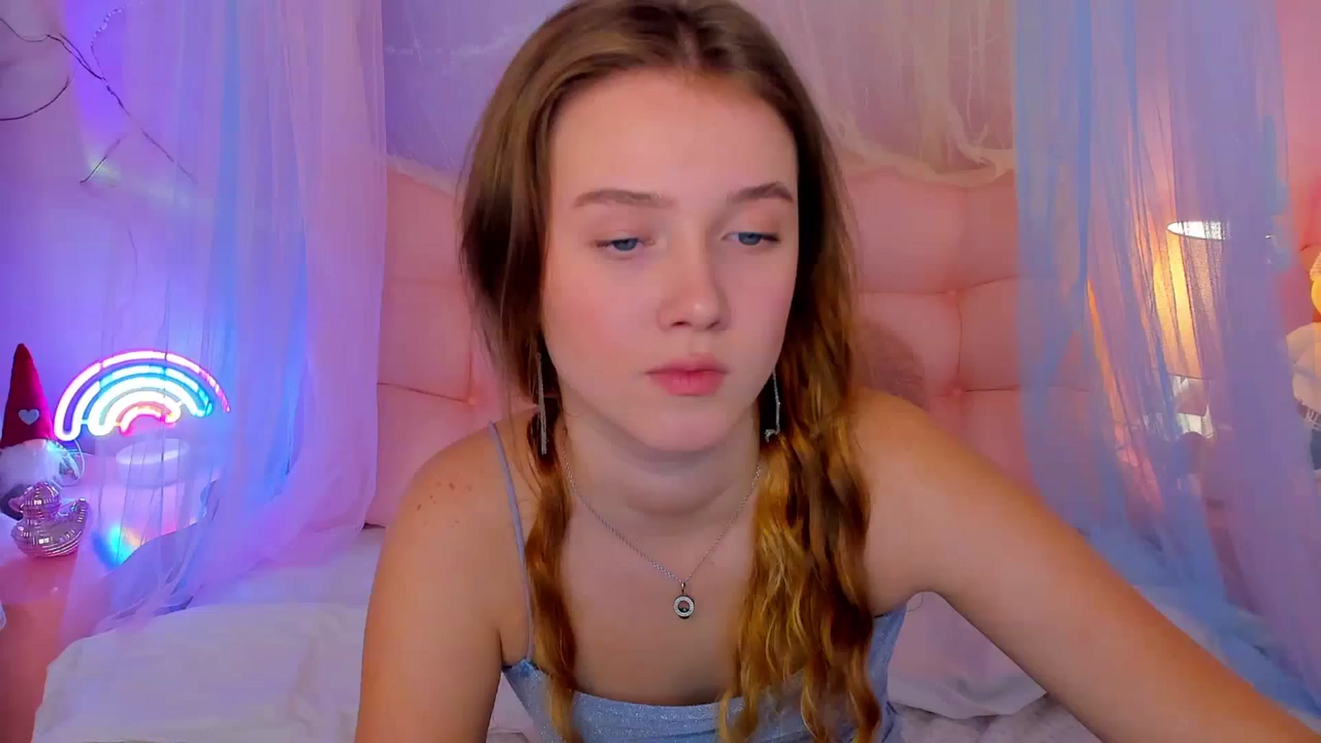 Gallery image thumbnail from Beatrizz's myfreecams stream on, 12/30/2025, 08:24 image 7 of 20