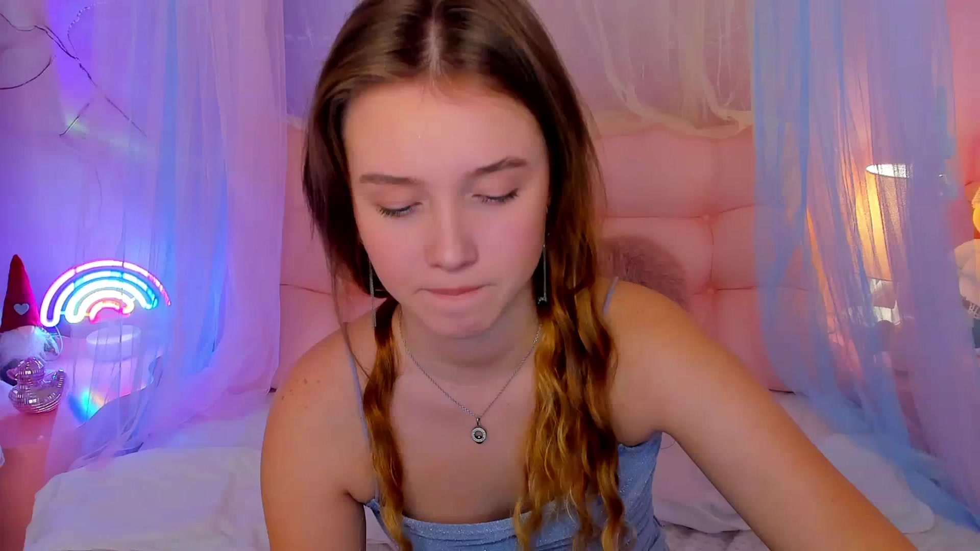 Gallery image thumbnail from Beatrizz's myfreecams stream on, 12/30/2025, 08:24 image 6 of 20