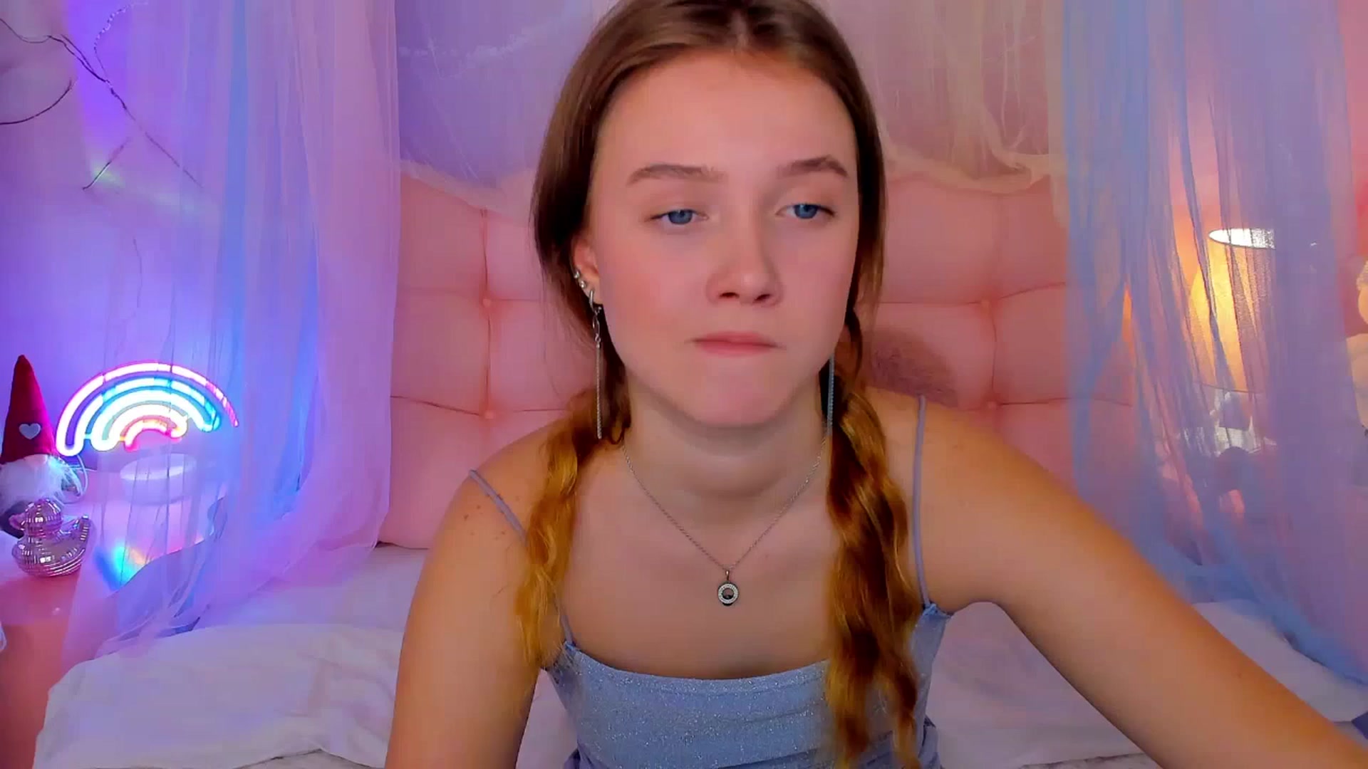 Gallery image thumbnail from Beatrizz's myfreecams stream on, 12/30/2025, 08:24 image 19 of 20
