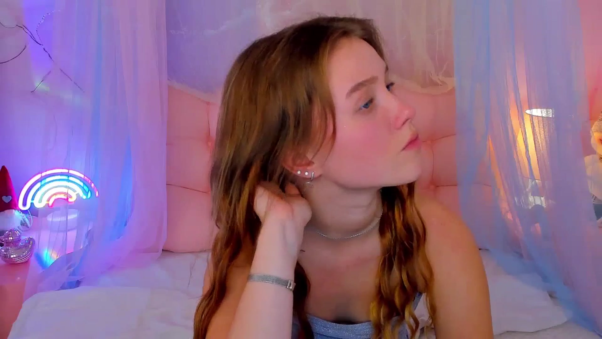 Gallery image thumbnail from Beatrizz's myfreecams stream on, 12/30/2025, 10:36 image 19 of 20