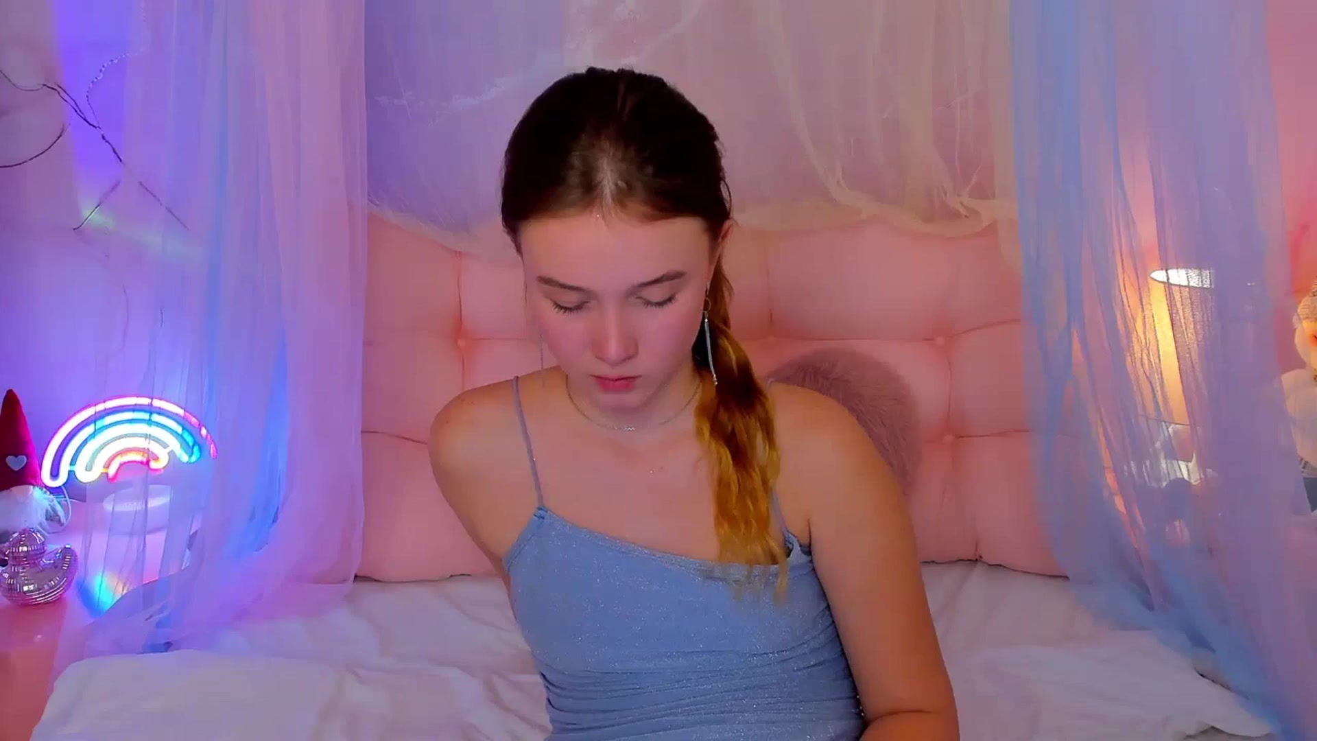 Gallery image thumbnail from Beatrizz's myfreecams stream on, 12/30/2025, 11:38 image 18 of 20