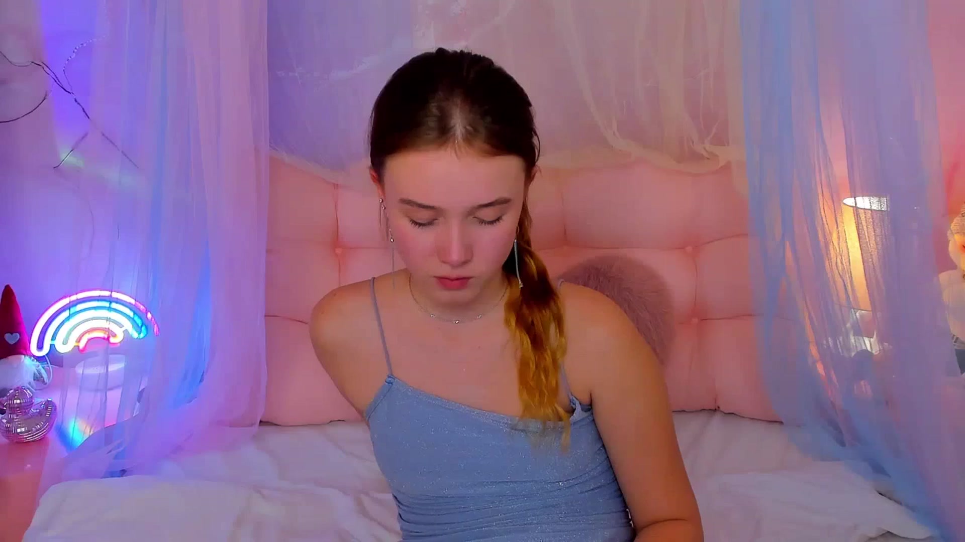Gallery image thumbnail from Beatrizz's myfreecams stream on, 12/30/2025, 11:38 image 17 of 20