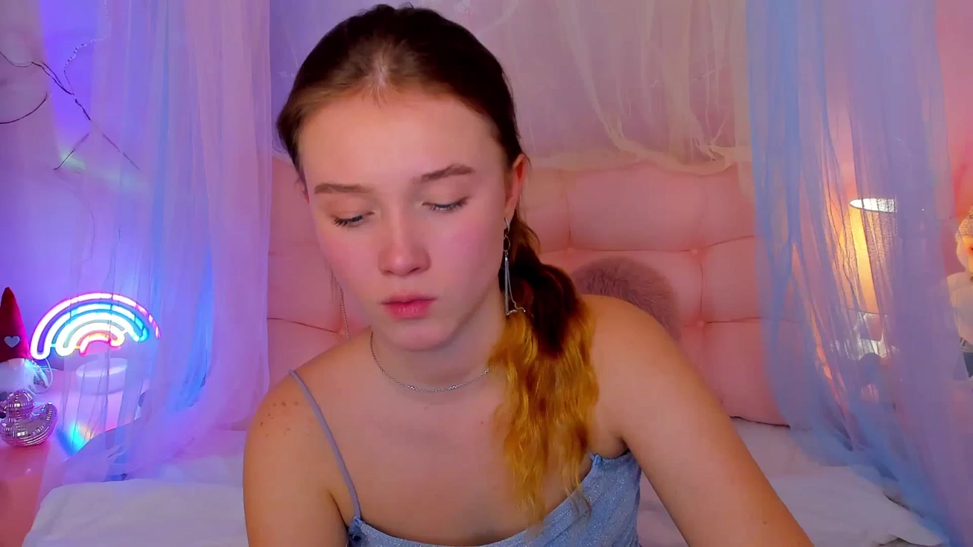 Gallery image thumbnail from Beatrizz's myfreecams stream on, 12/30/2025, 11:38 image 11 of 20