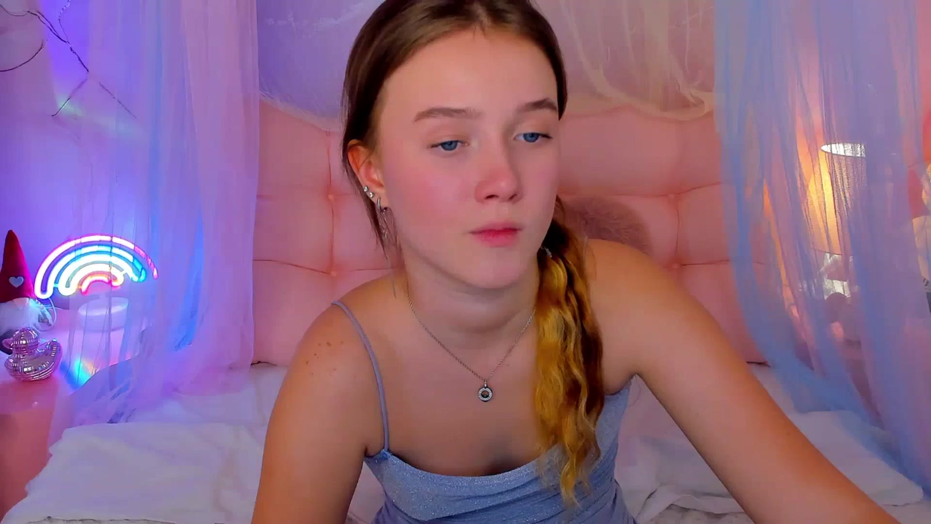 Gallery image thumbnail from Beatrizz's myfreecams stream on, 12/30/2025, 12:46 image 4 of 20