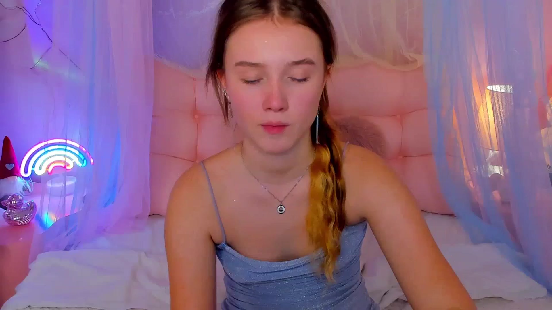 Gallery image thumbnail from Beatrizz's myfreecams stream on, 12/30/2025, 12:46 image 13 of 20