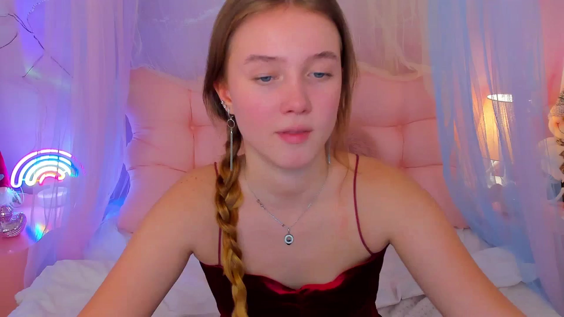 Gallery image thumbnail from Beatrizz's myfreecams stream on, 12/31/2025, 10:00 image 11 of 20