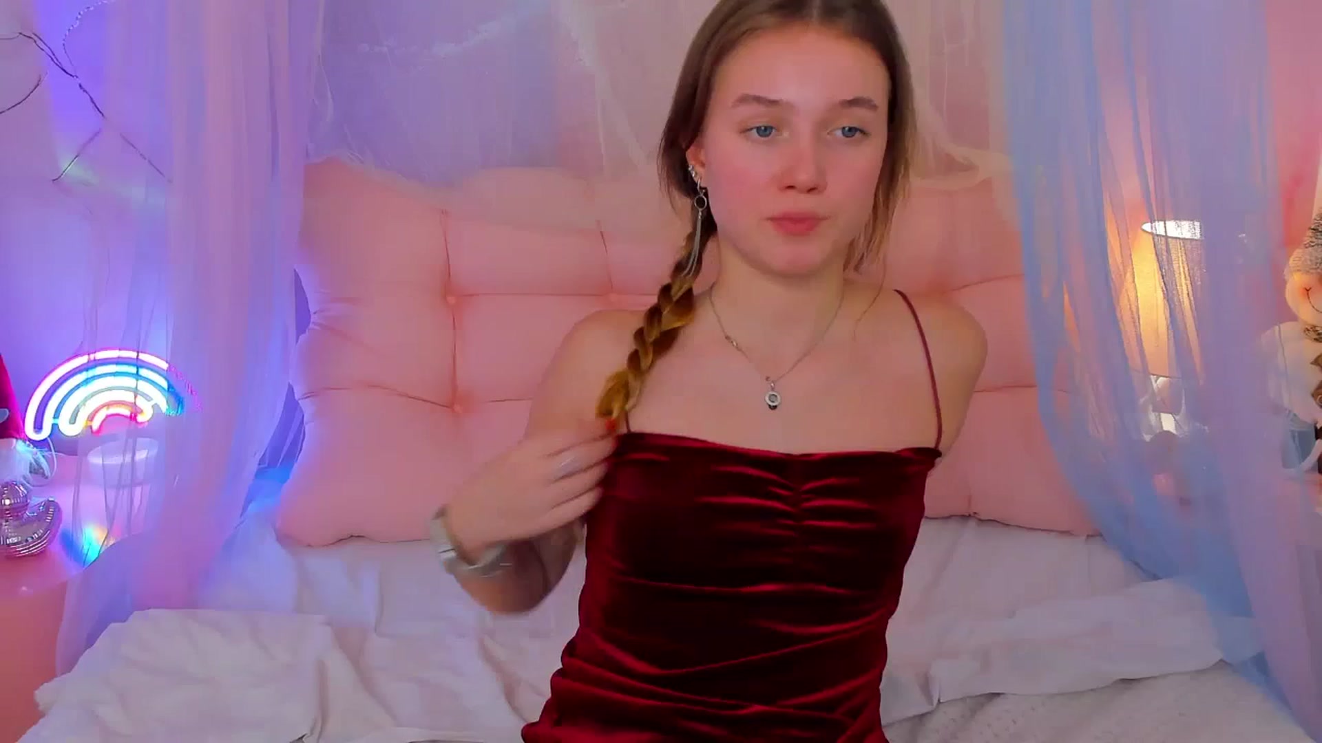 Gallery image thumbnail from Beatrizz's myfreecams stream on, 12/31/2025, 10:00 image 14 of 20