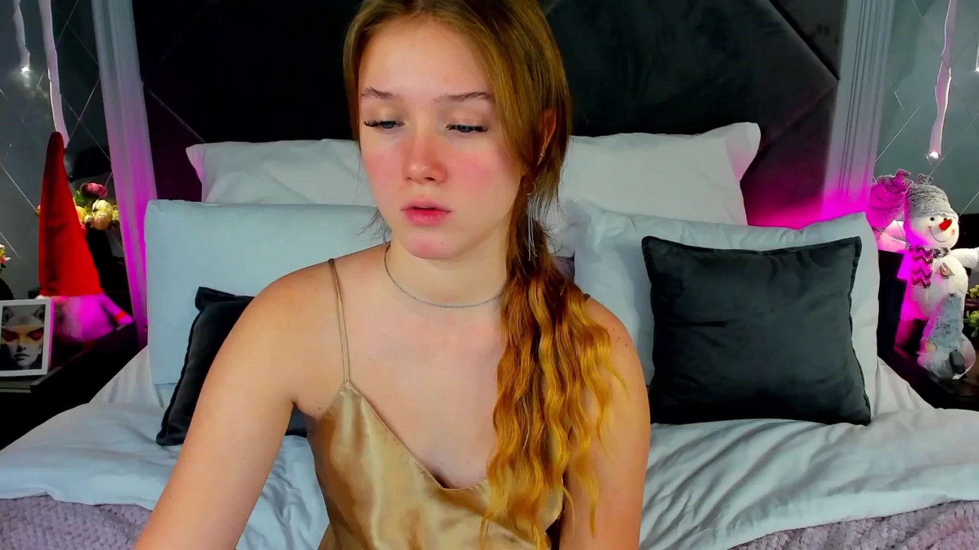 Gallery image thumbnail from Beatrizz's myfreecams stream on, 01/02/2026, 16:14 image 18 of 20