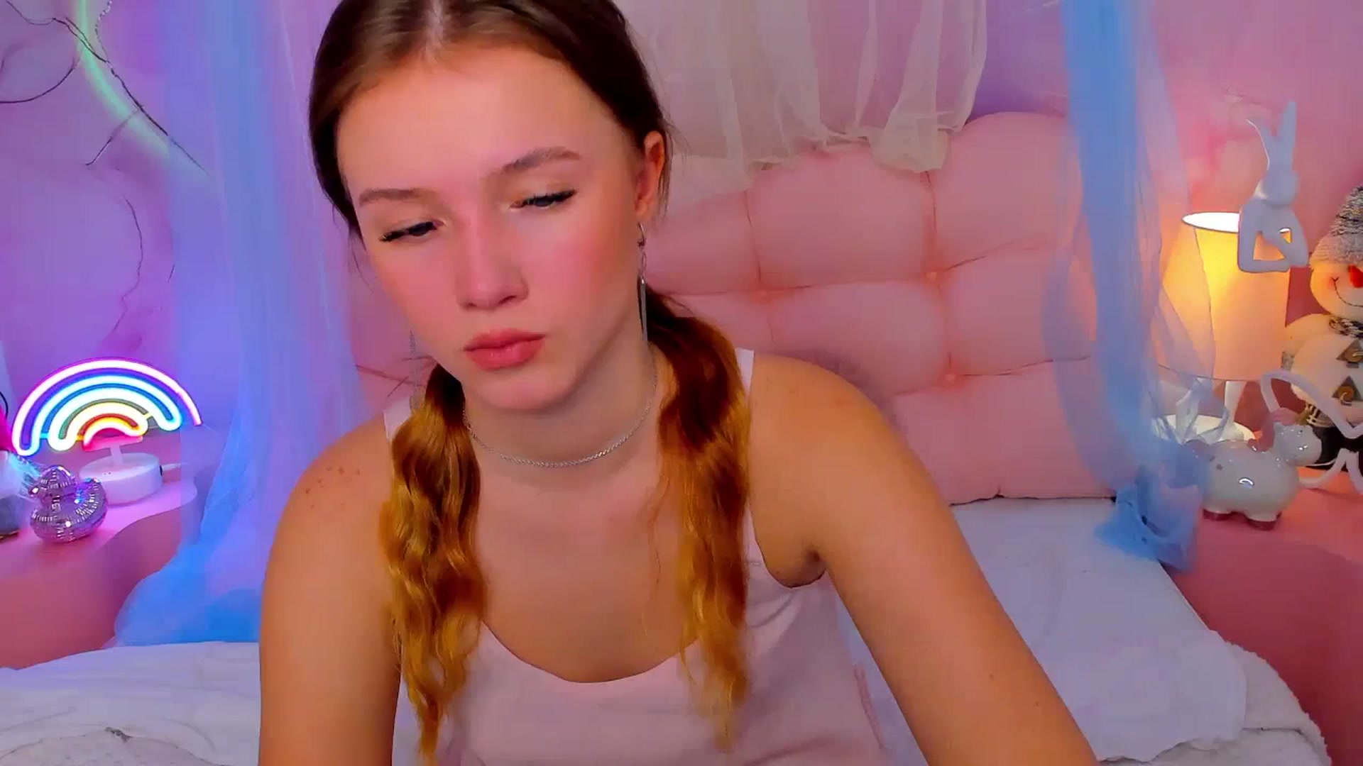 Gallery image thumbnail from Beatrizz's myfreecams stream on, 01/03/2026, 07:01 image 8 of 20