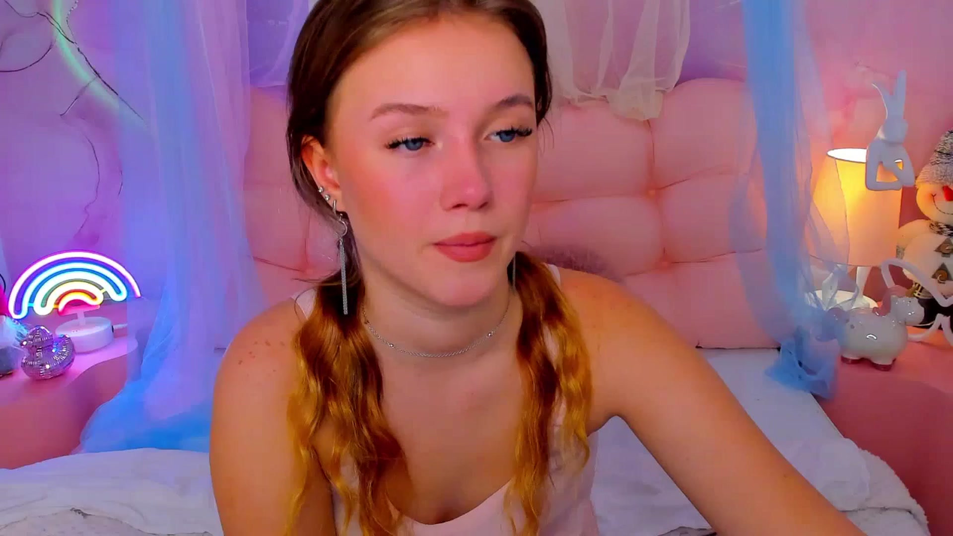 Gallery image thumbnail from Beatrizz's myfreecams stream on, 01/03/2026, 07:01 image 17 of 20