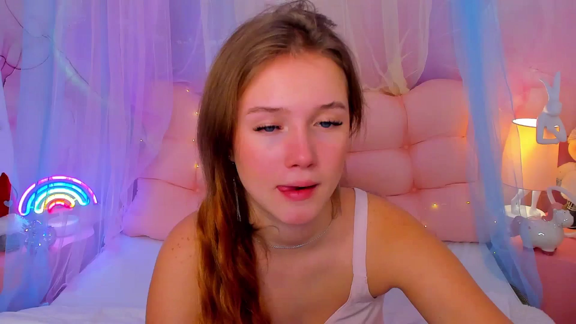Gallery image thumbnail from Beatrizz's myfreecams stream on, 01/03/2026, 10:53 image 2 of 20