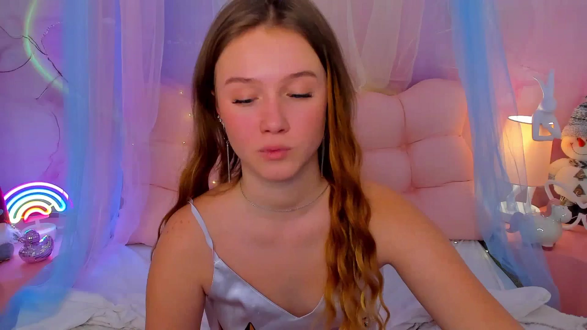 Gallery image thumbnail from Beatrizz's myfreecams stream on, 01/05/2026, 08:58 image 13 of 20
