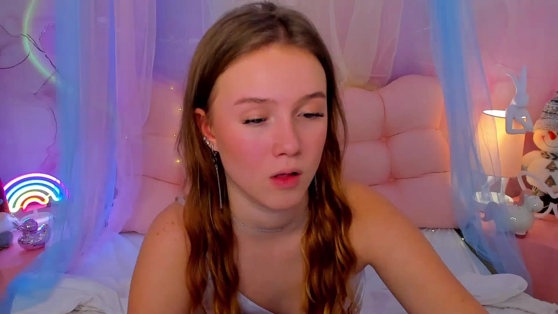 Gallery image thumbnail from Beatrizz's myfreecams stream on, 01/05/2026, 08:58 image 16 of 20