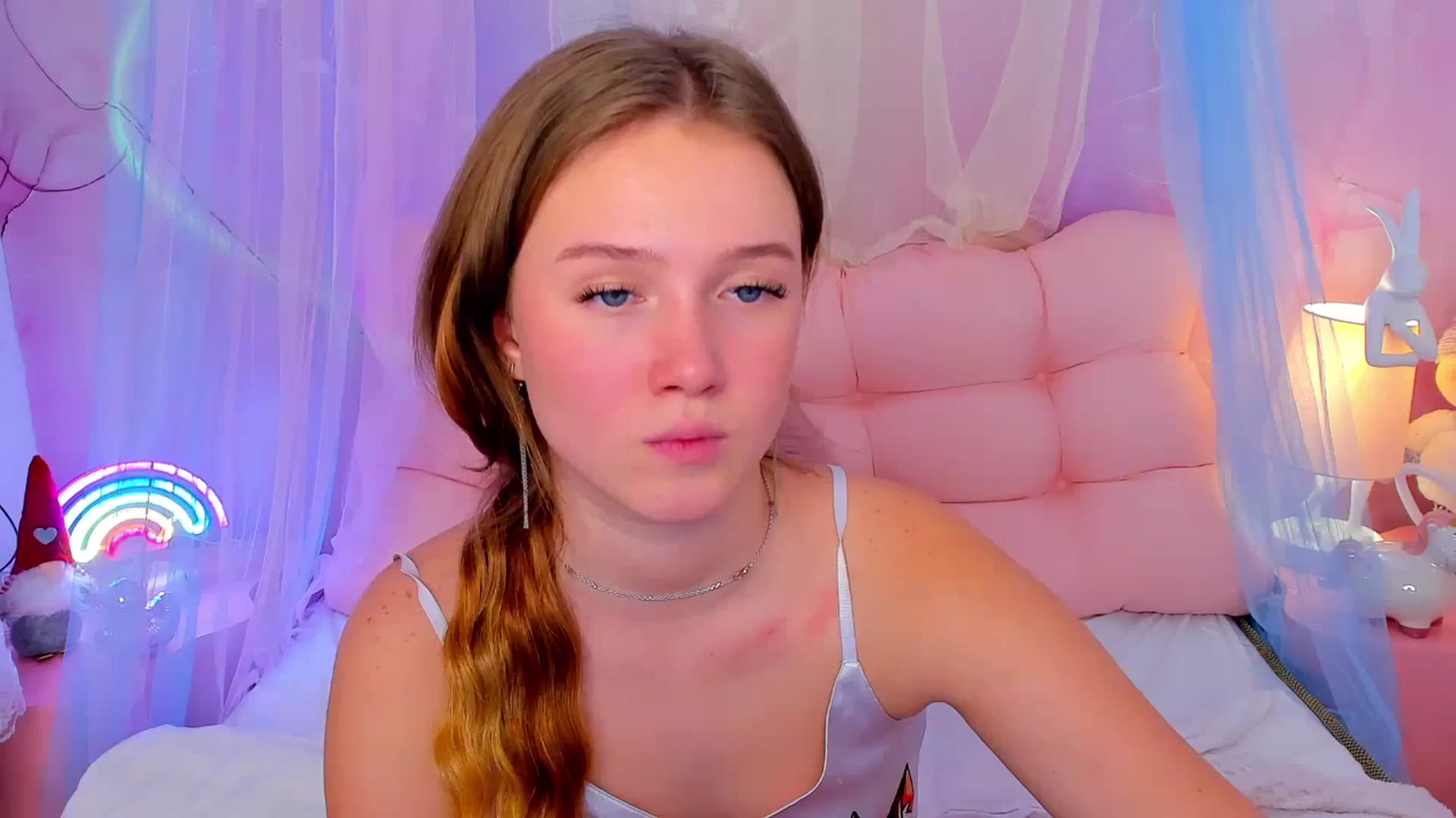 Gallery image thumbnail from Beatrizz's myfreecams stream on, 01/05/2026, 12:17 image 18 of 20