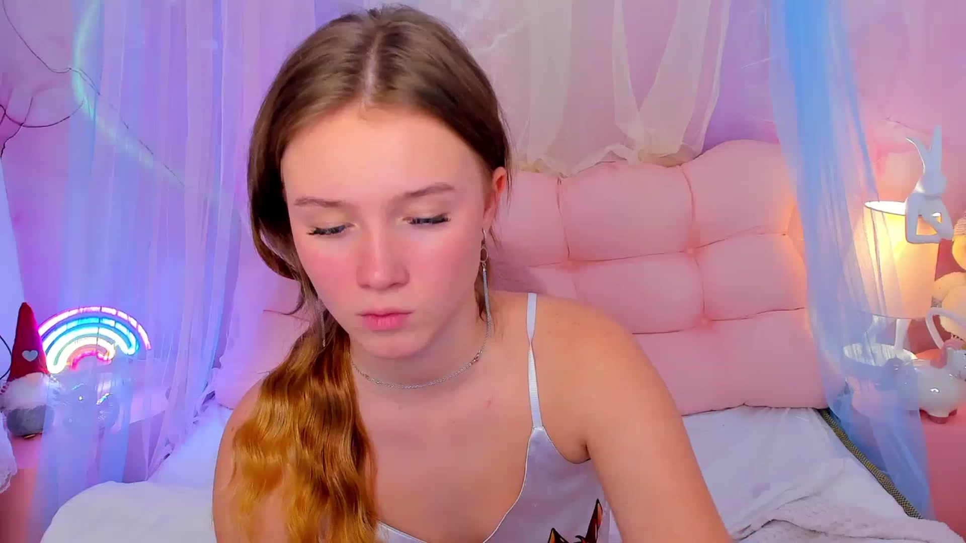Gallery image thumbnail from Beatrizz's myfreecams stream on, 01/05/2026, 12:17 image 6 of 20