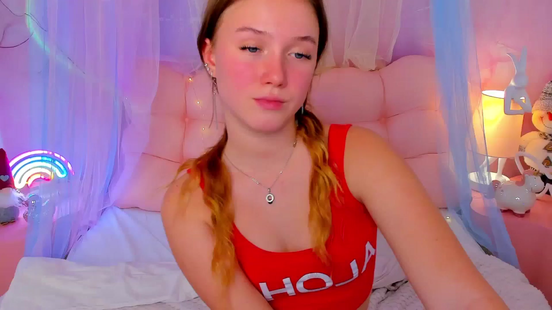 Gallery image thumbnail from Beatrizz's myfreecams stream on, 01/06/2026, 09:00 image 15 of 20