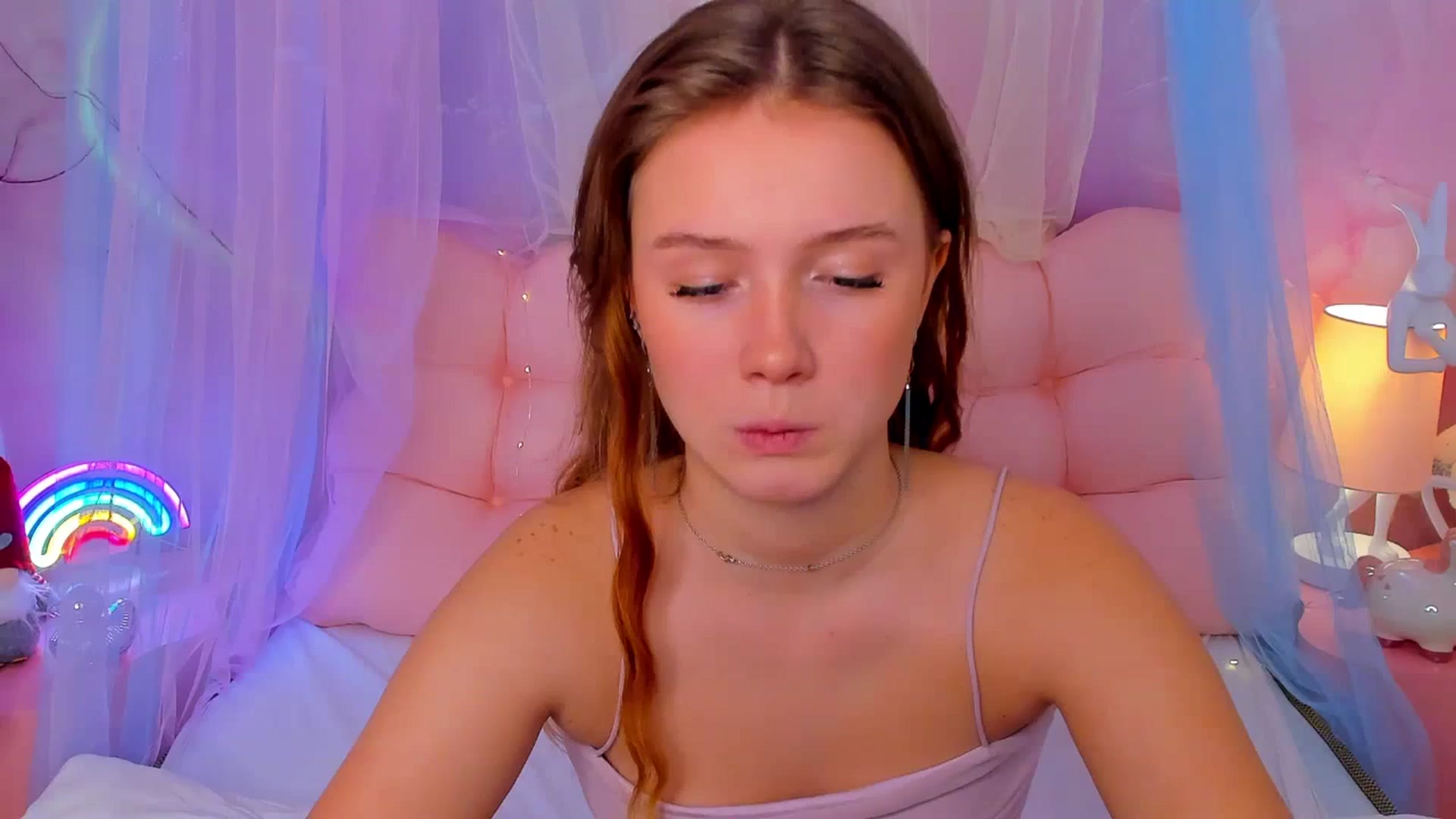 Gallery image thumbnail from Beatrizz's myfreecams stream on, 01/07/2026, 08:31 image 9 of 20