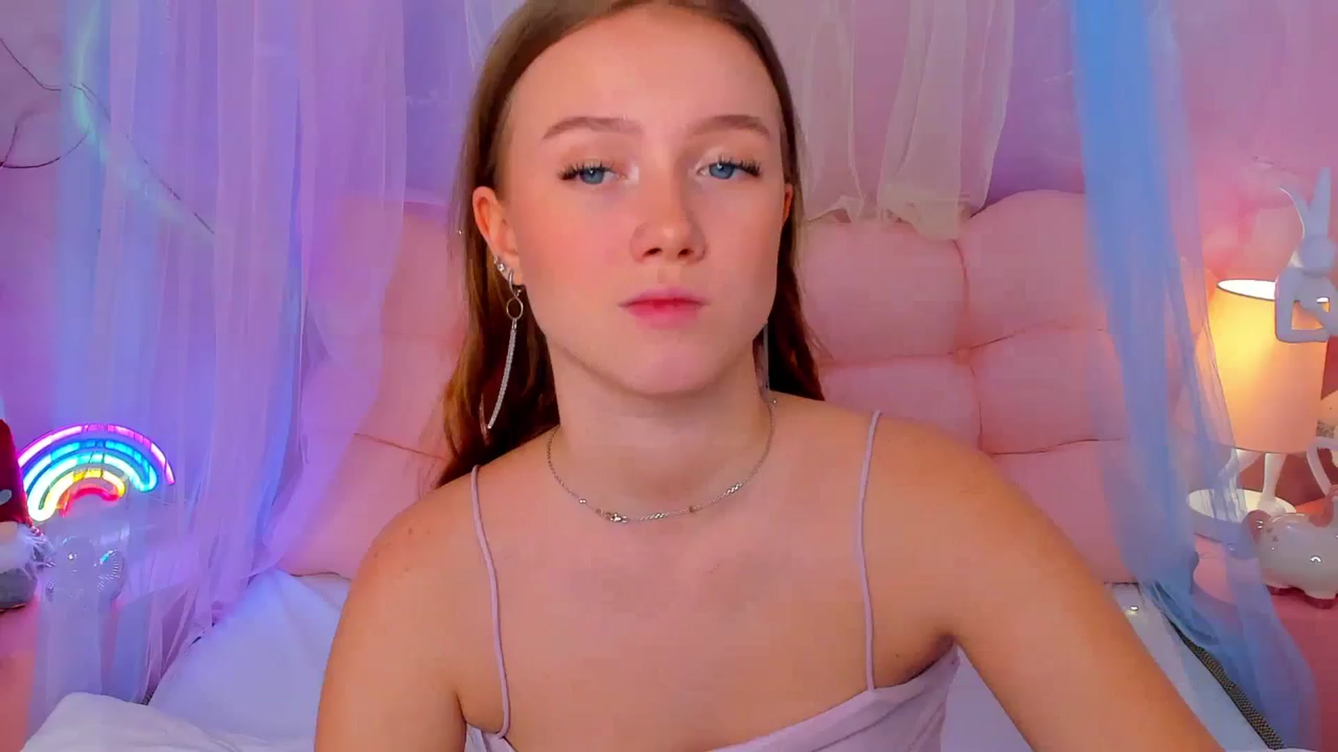 Gallery image thumbnail from Beatrizz's myfreecams stream on, 01/07/2026, 08:31 image 4 of 20