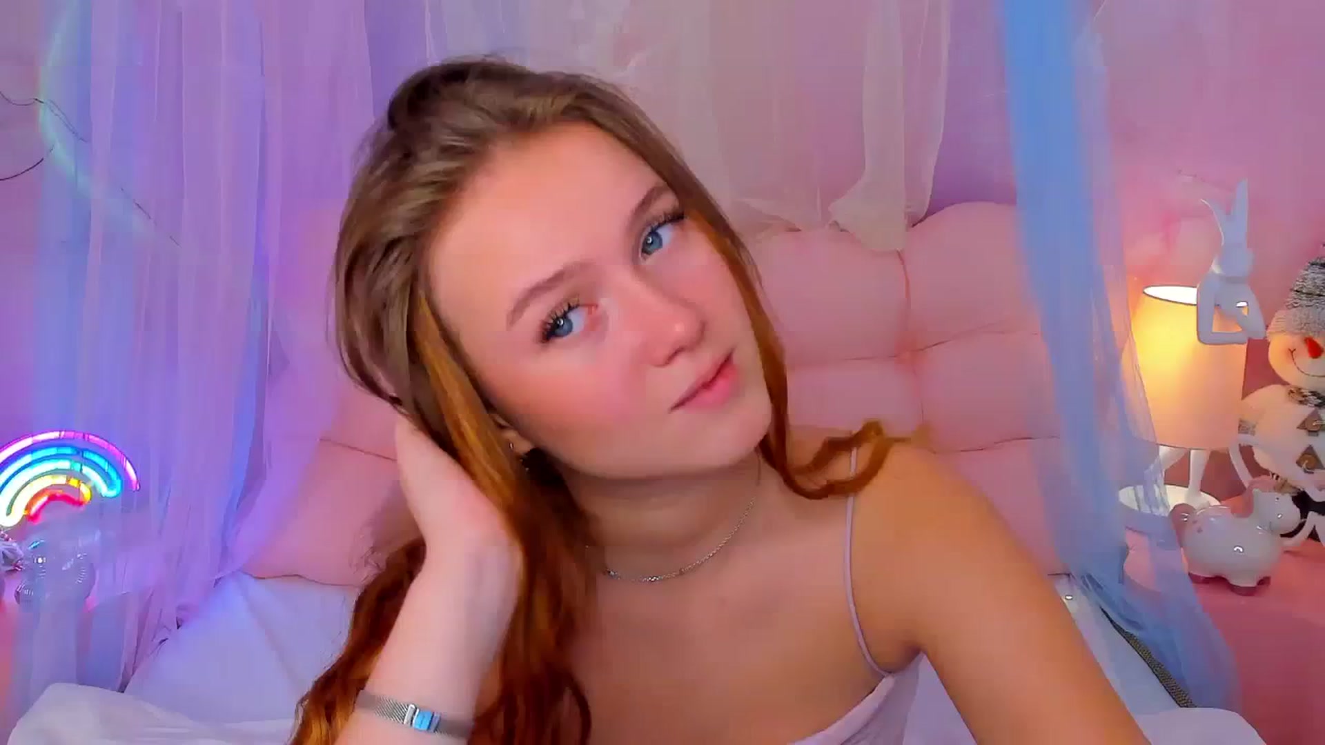 Gallery image thumbnail from Beatrizz's myfreecams stream on, 01/07/2026, 09:29 image 17 of 20