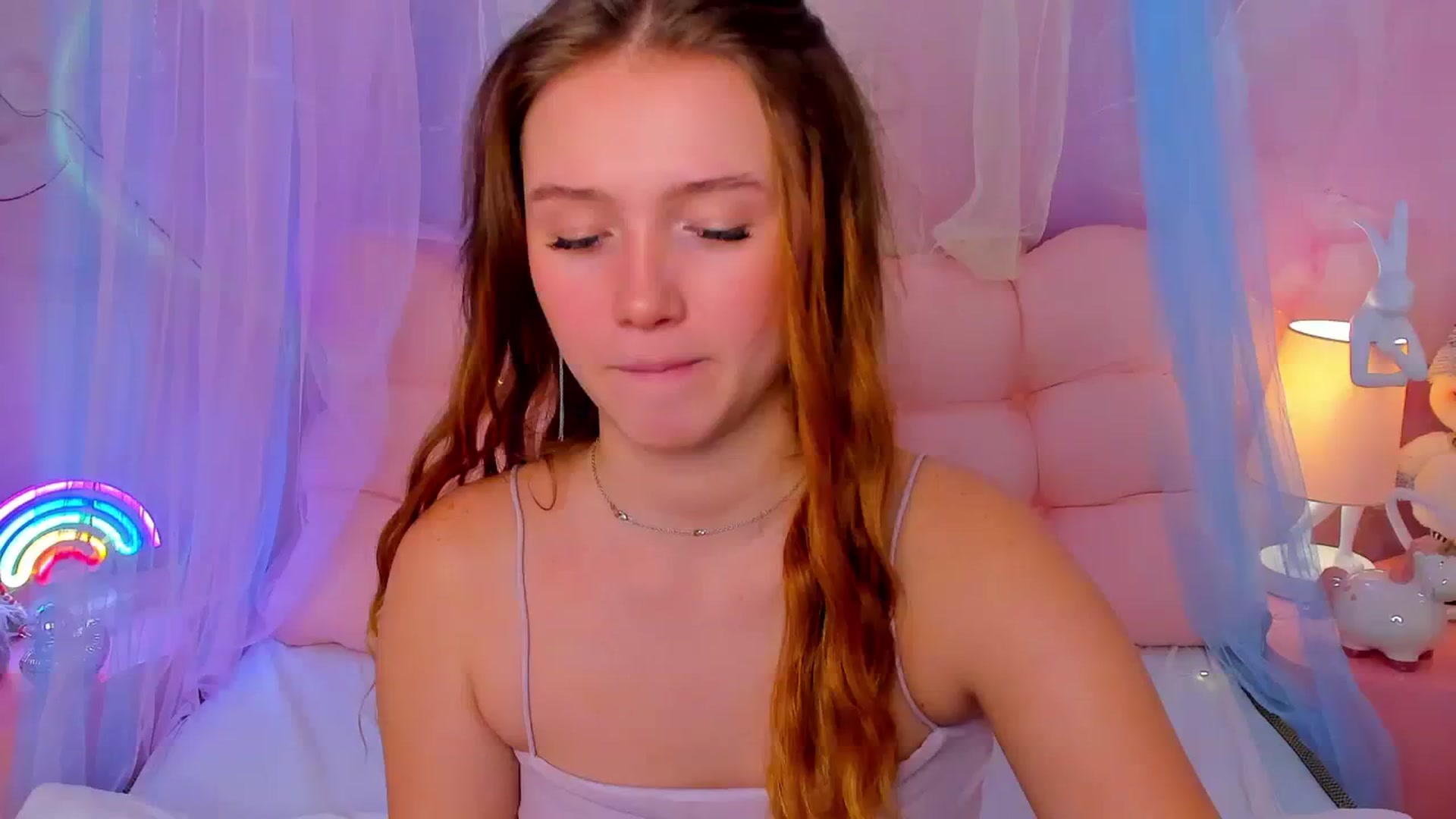Gallery image thumbnail from Beatrizz's myfreecams stream on, 01/07/2026, 10:00 image 12 of 20