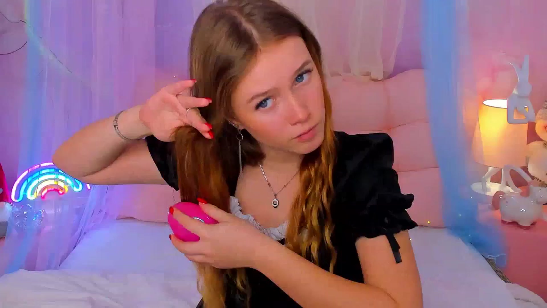 Gallery image thumbnail from Beatrizz's myfreecams stream on, 01/09/2026, 07:32 image 5 of 20