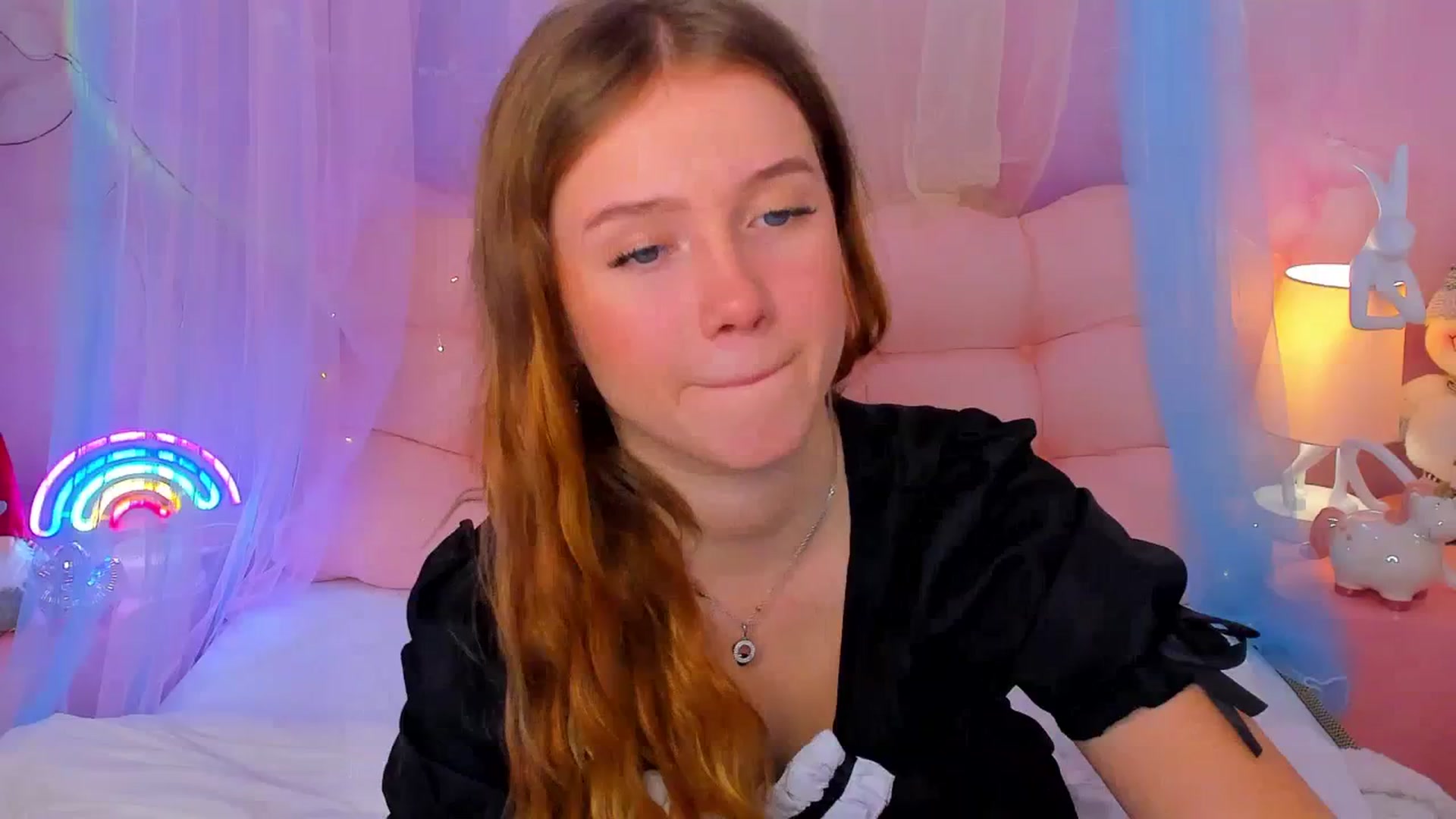 Gallery image thumbnail from Beatrizz's myfreecams stream on, 01/09/2026, 07:32 image 16 of 20
