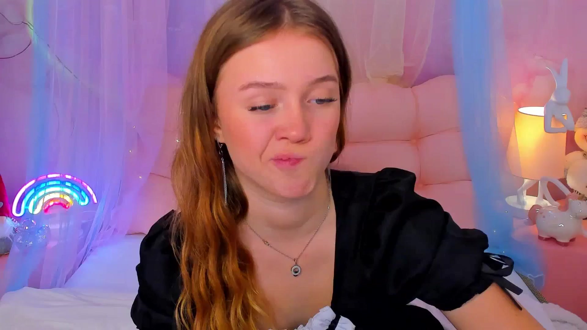 Gallery image thumbnail from Beatrizz's myfreecams stream on, 01/09/2026, 07:57 image 14 of 20