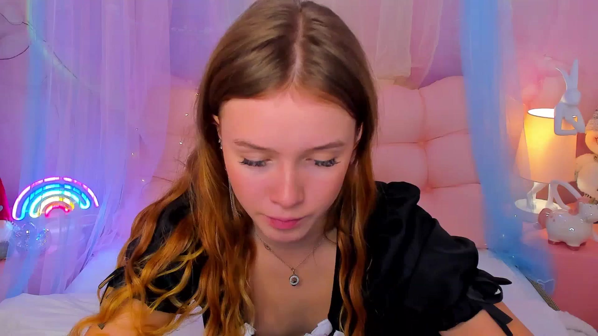 Gallery image thumbnail from Beatrizz's myfreecams stream on, 01/09/2026, 07:57 image 8 of 20