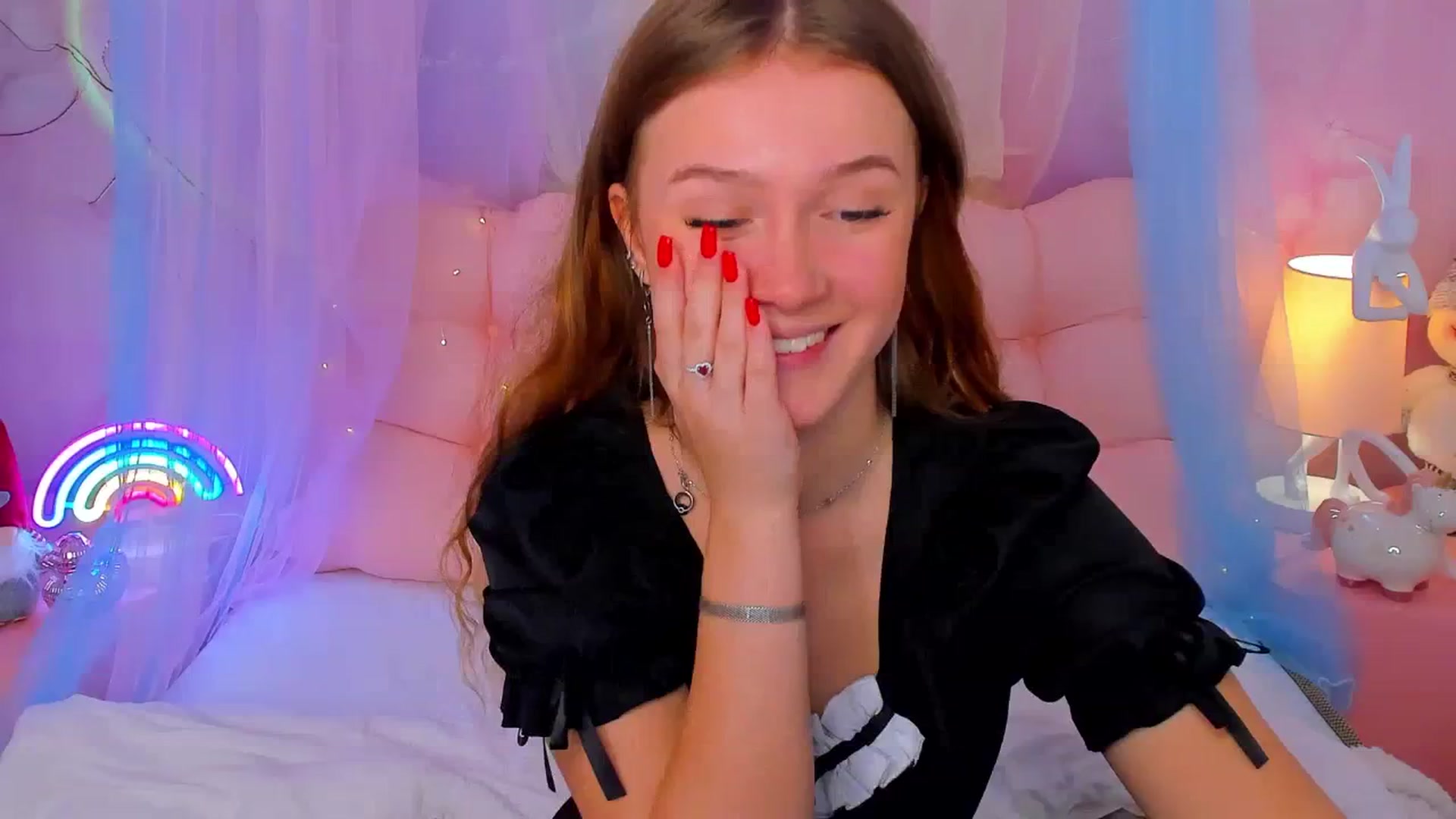 Gallery image thumbnail from Beatrizz's myfreecams stream on, 01/09/2026, 08:35 image 9 of 20
