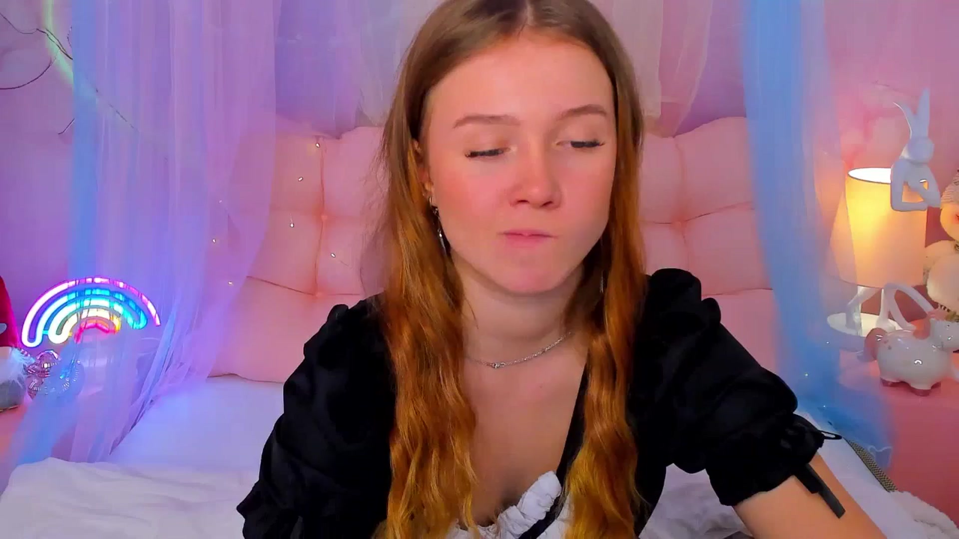 Gallery image thumbnail from Beatrizz's myfreecams stream on, 01/09/2026, 08:35 image 6 of 20