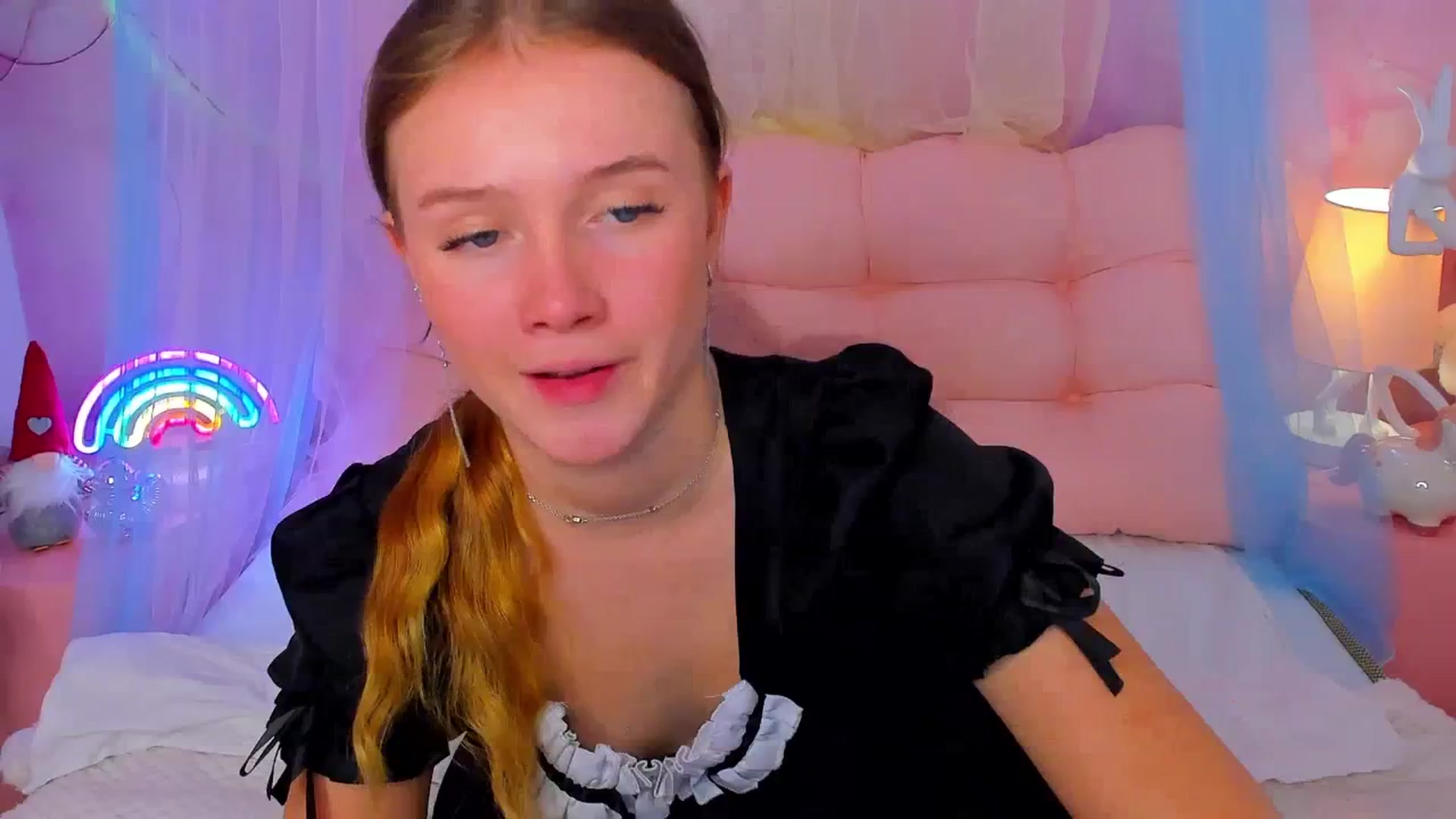 Gallery image thumbnail from Beatrizz's myfreecams stream on, 01/09/2026, 12:32 image 15 of 20