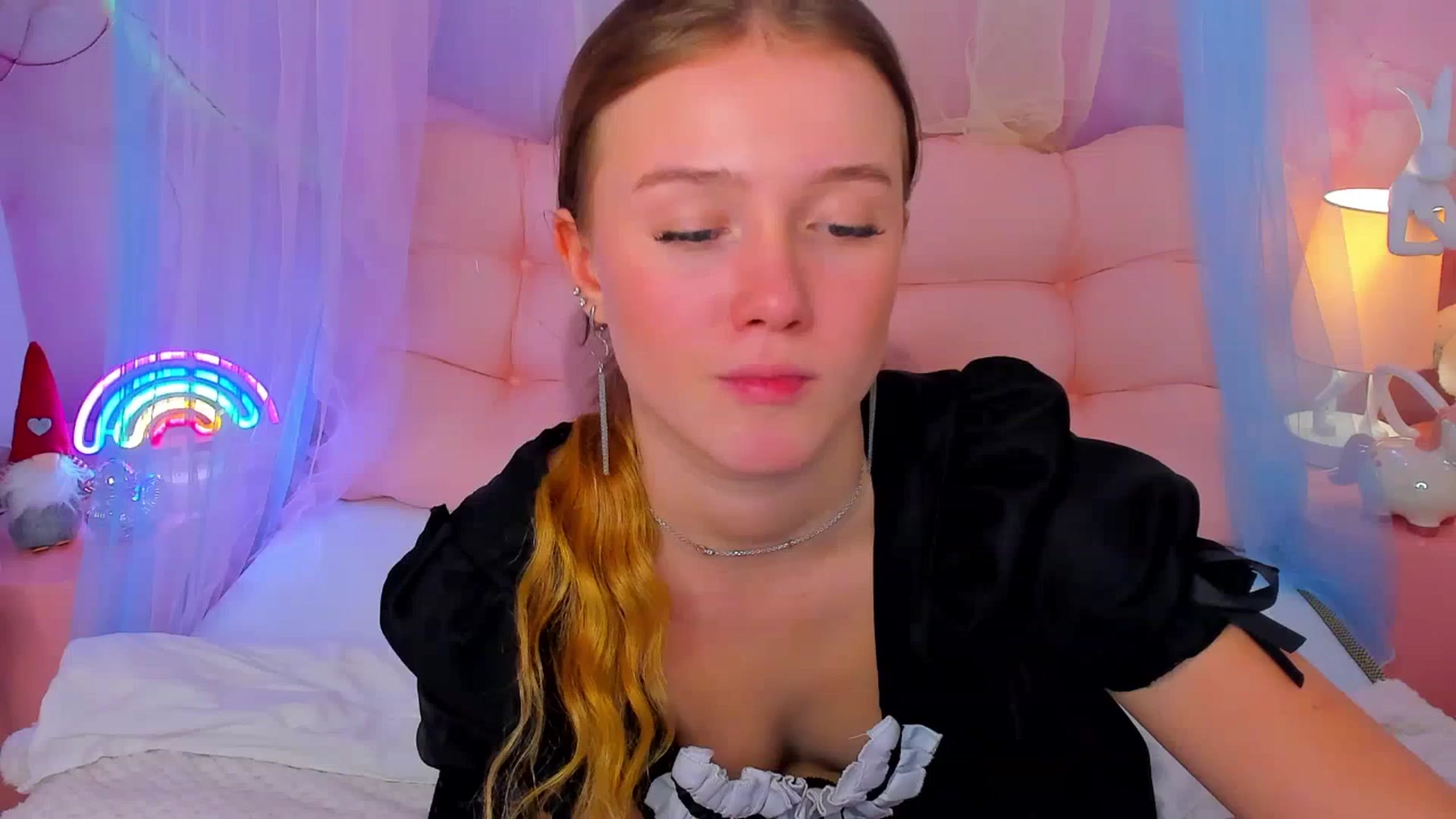 Gallery image thumbnail from Beatrizz's myfreecams stream on, 01/09/2026, 12:32 image 3 of 20