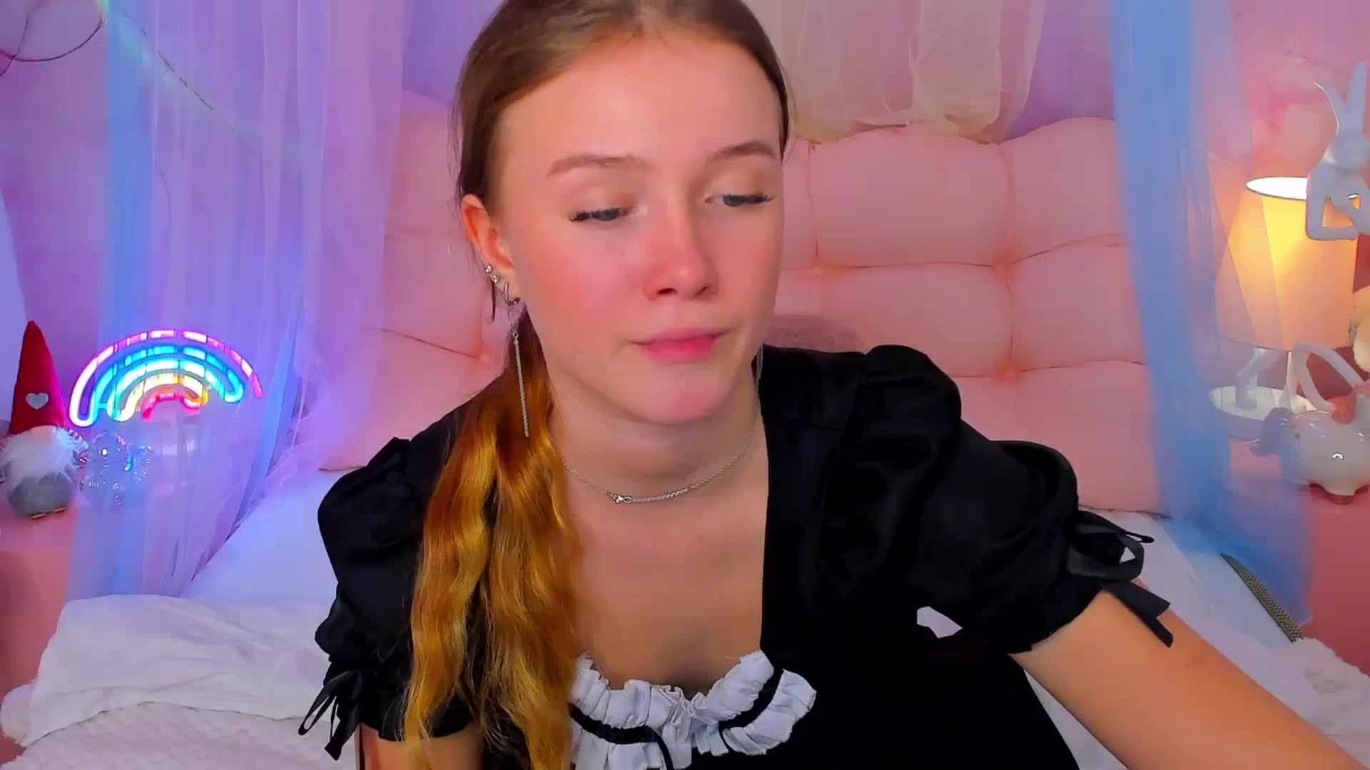 Gallery image thumbnail from Beatrizz's myfreecams stream on, 01/09/2026, 12:32 image 12 of 20