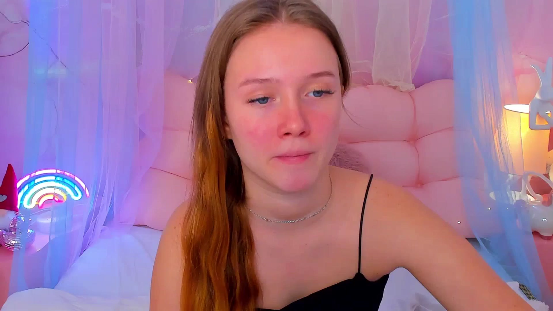 Gallery image thumbnail from Beatrizz's myfreecams stream on, 01/14/2026, 08:38 image 7 of 20