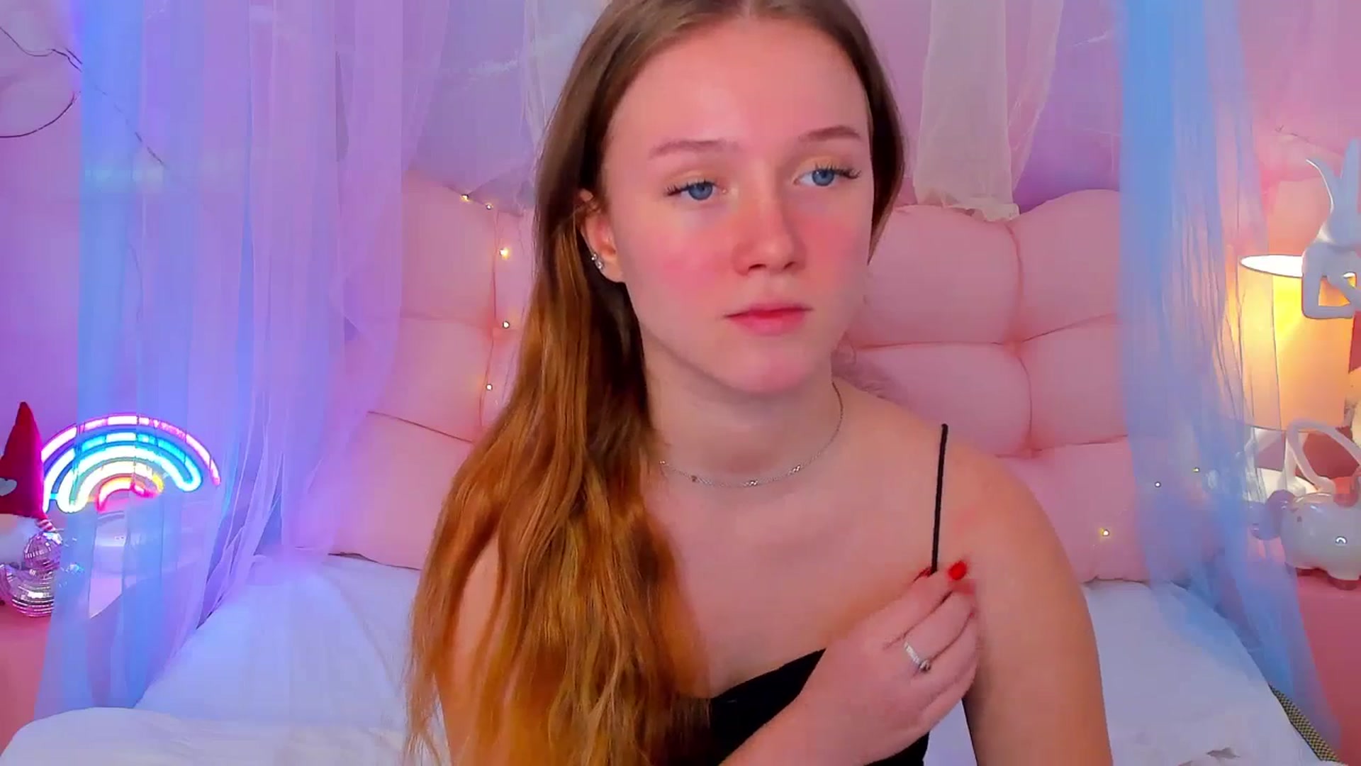 Gallery image thumbnail from Beatrizz's myfreecams stream on, 01/14/2026, 09:12 image 3 of 20